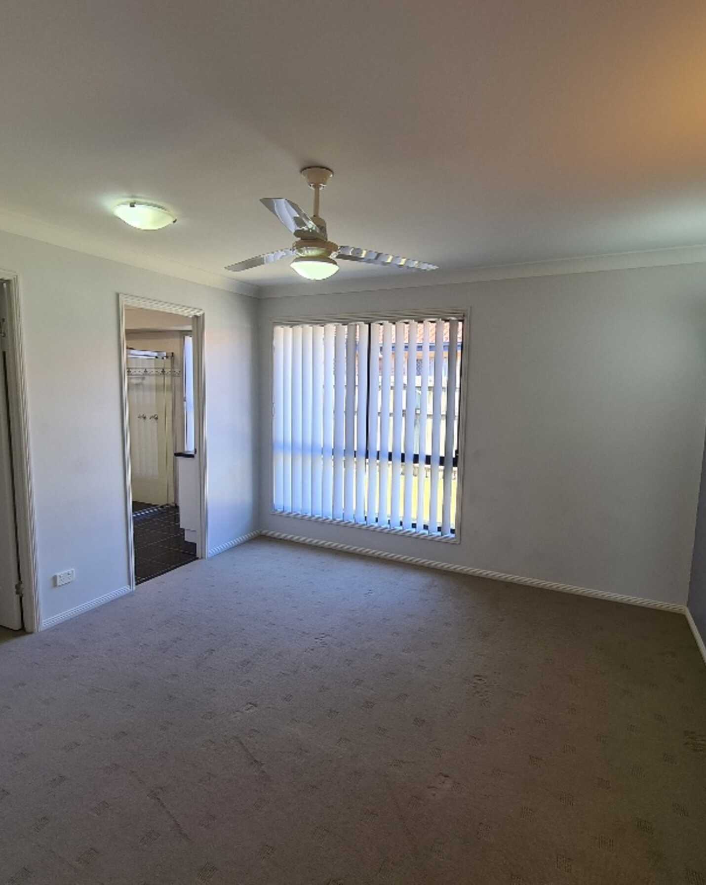 4 Corrimal Place Sandstone Point, Point - Thumbnail 8