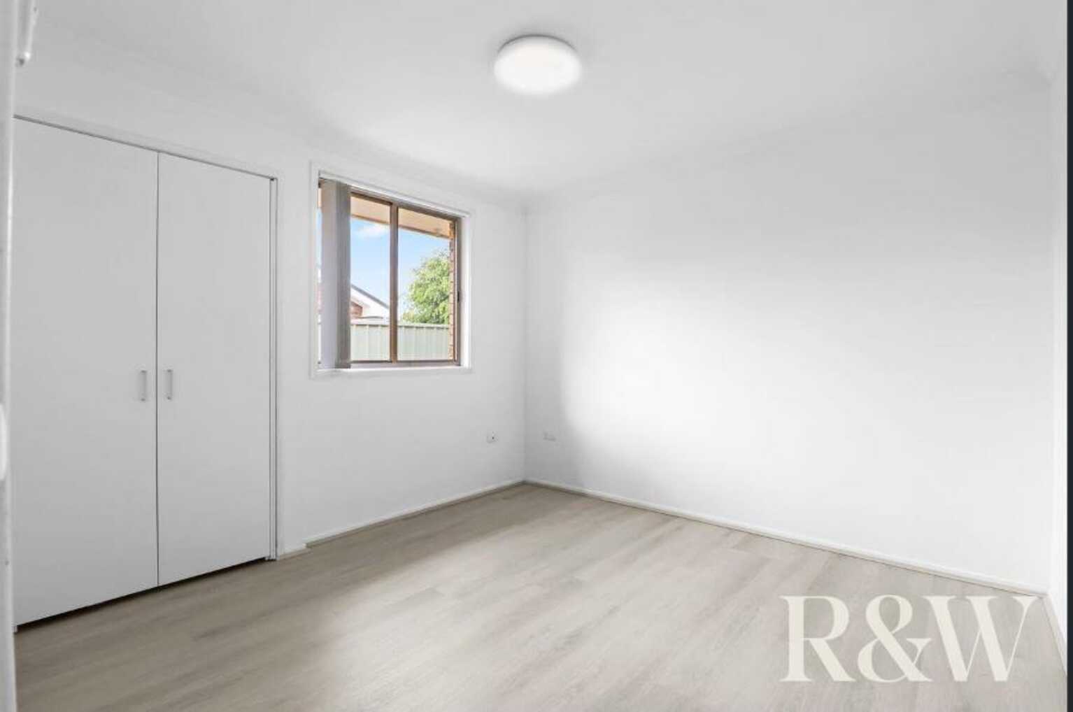 17 Rainbow Place, St Clair 17 Rainbow Place, St Clair
