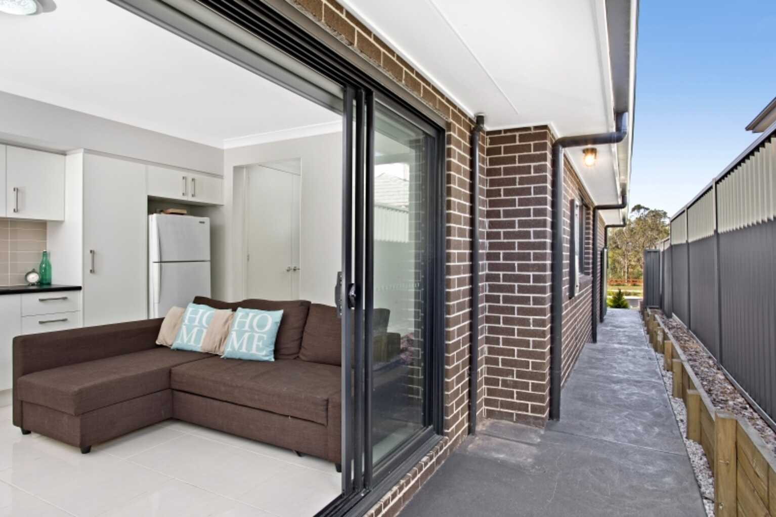 60B Oakland Cres Gregory Hills