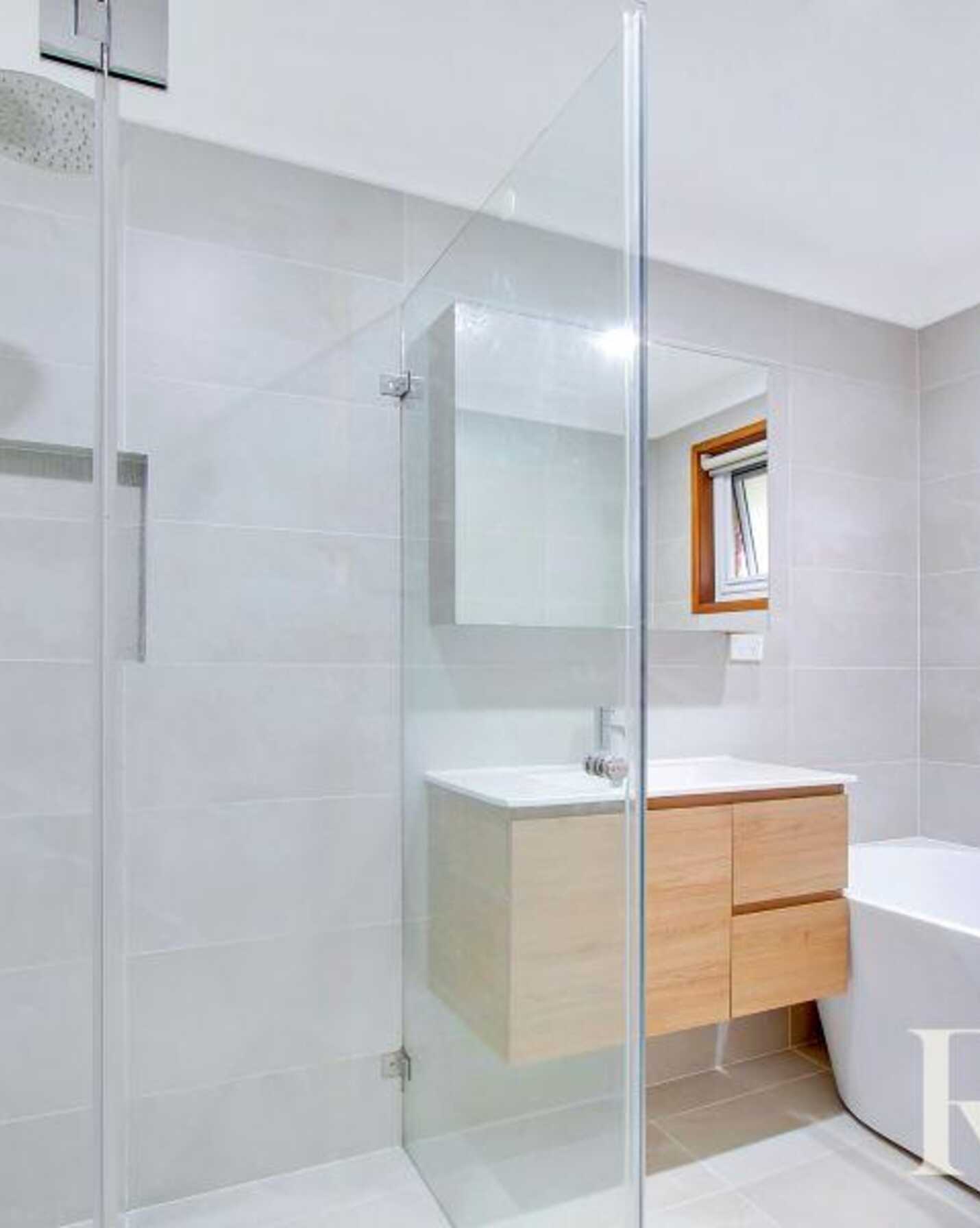 11 Moonah Grove St Clair, Clair - Thumbnail 5