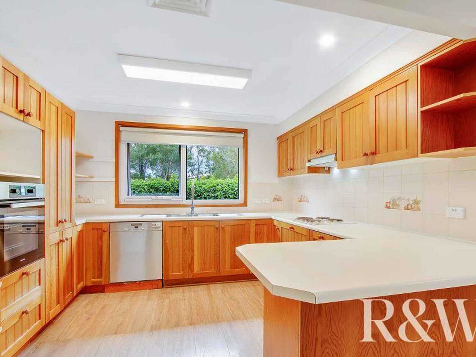 11 Moonah Grove St Clair 11 Moonah Grove St Clair