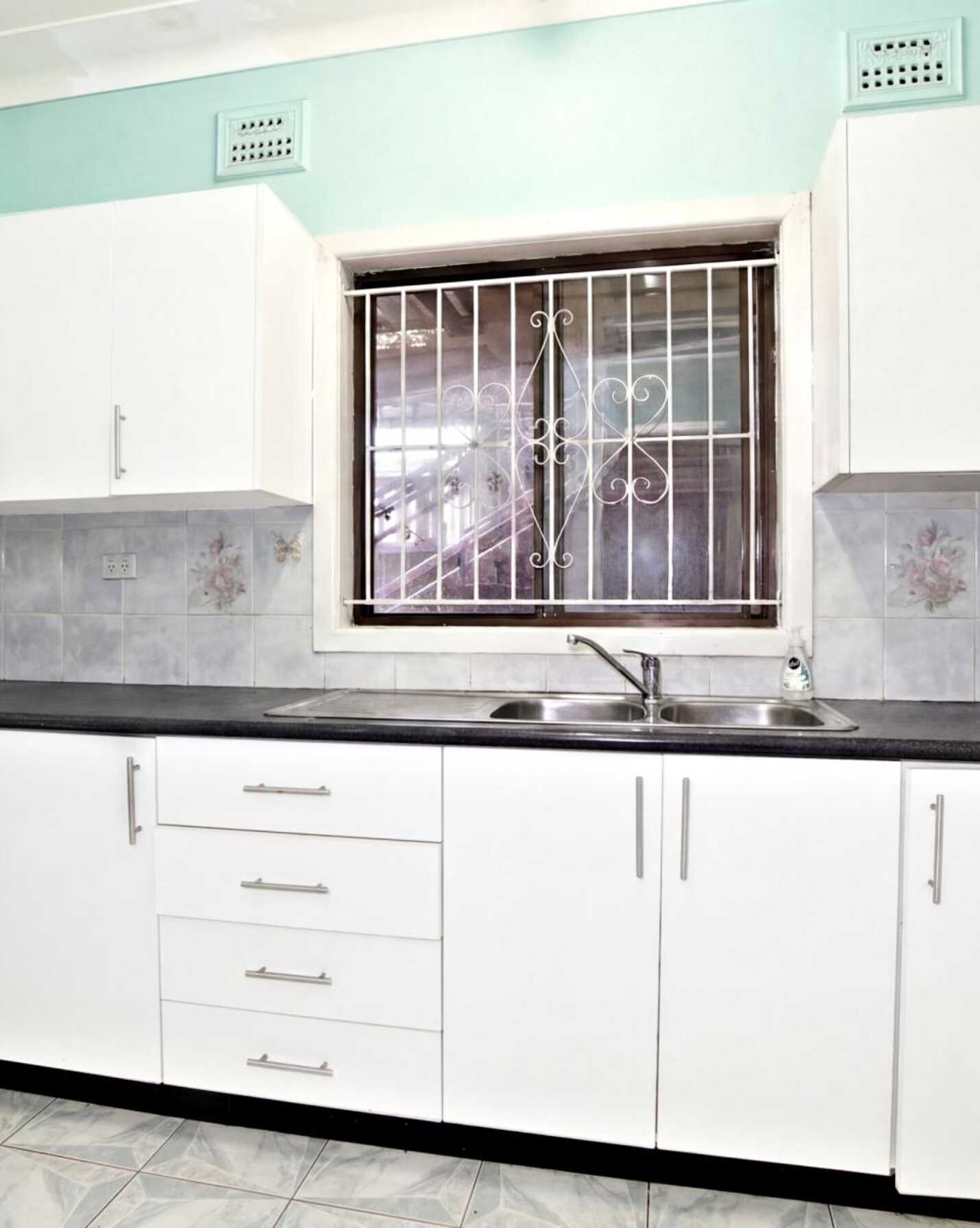 115 Derria Street Canley Heights, Heights - Thumbnail 6