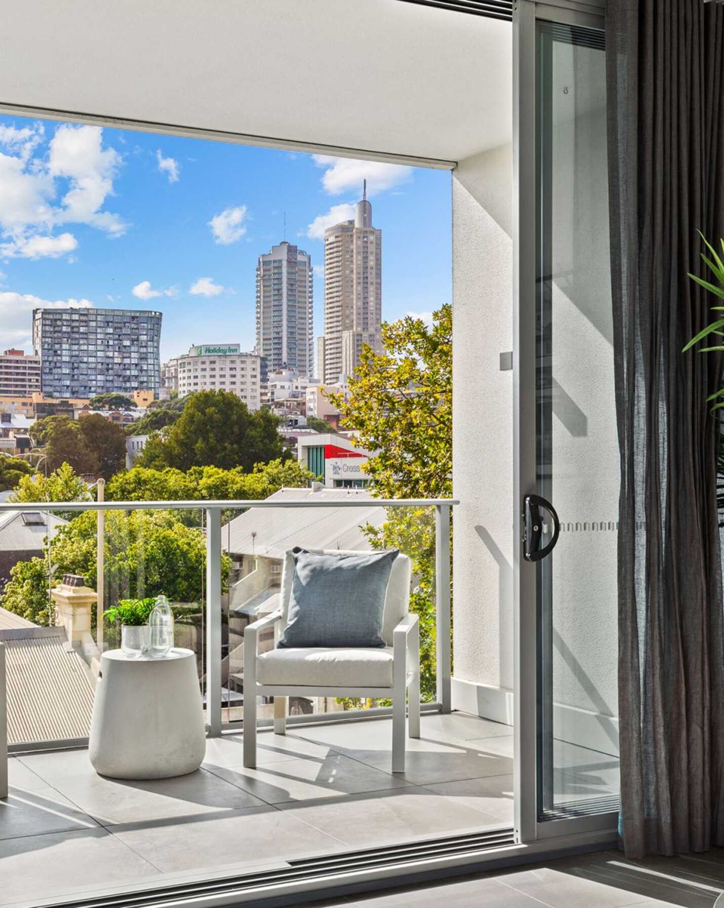 32/68 Sir John Young Crescent Woolloomooloo, Woolloomooloo - Thumbnail 2
