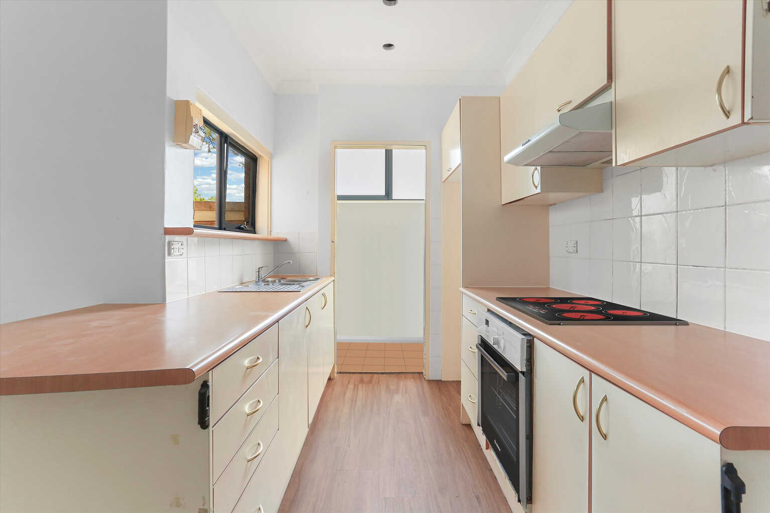 30/34 The Crescent Dee Why