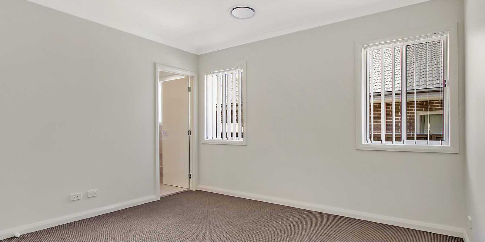 71 Richards Loop Oran Park