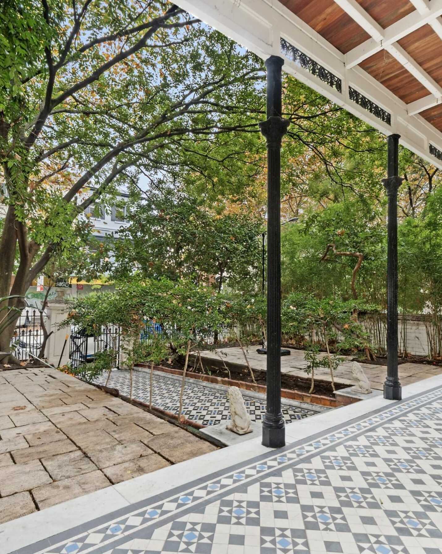 2/113 Victoria Street Potts Point, Point - Thumbnail 2