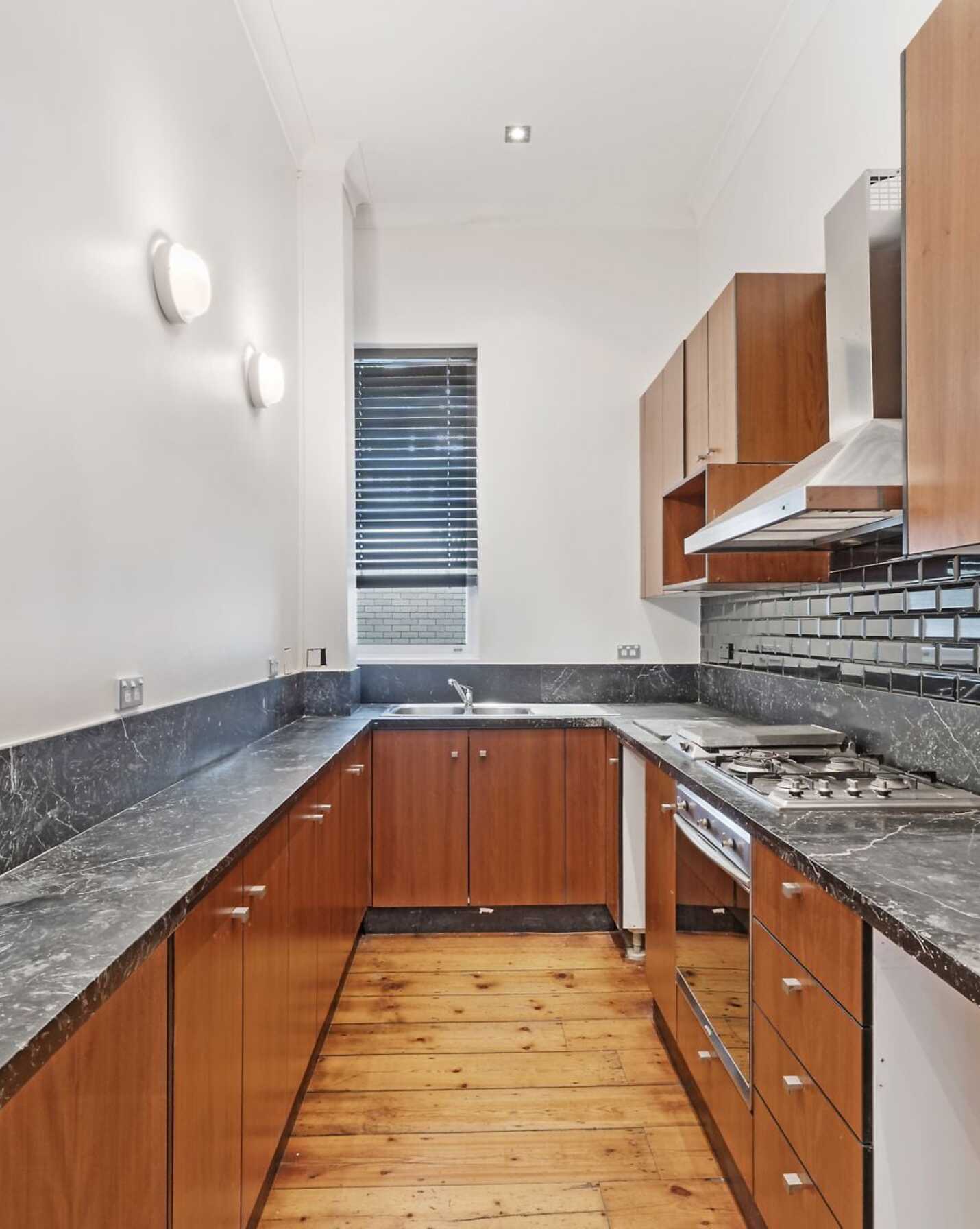 2/113 Victoria Street Potts Point, Point - Thumbnail 4