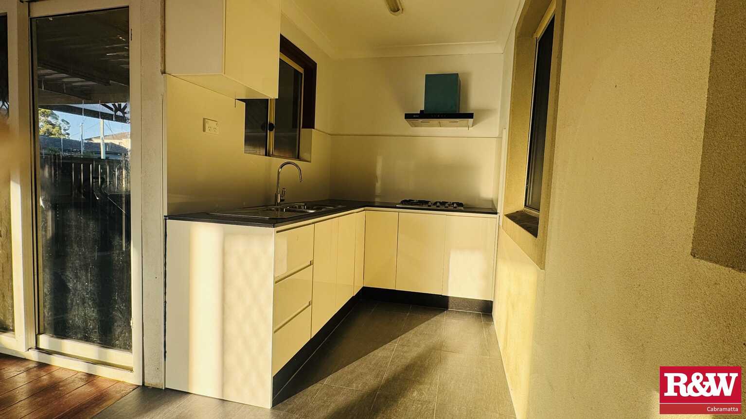 2 Edward Place Canley Heights