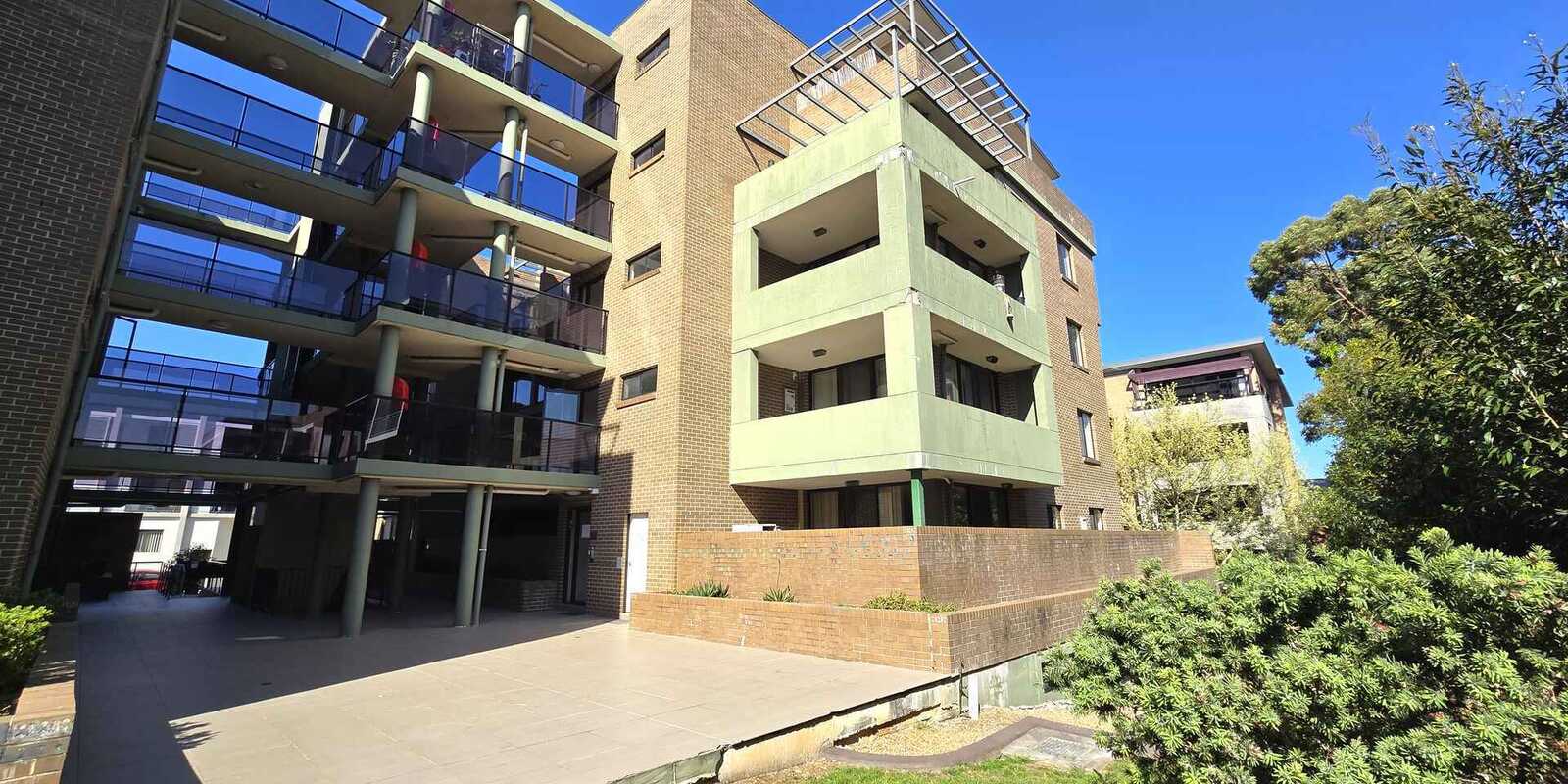 16/5-11 Howard Avenue Northmead