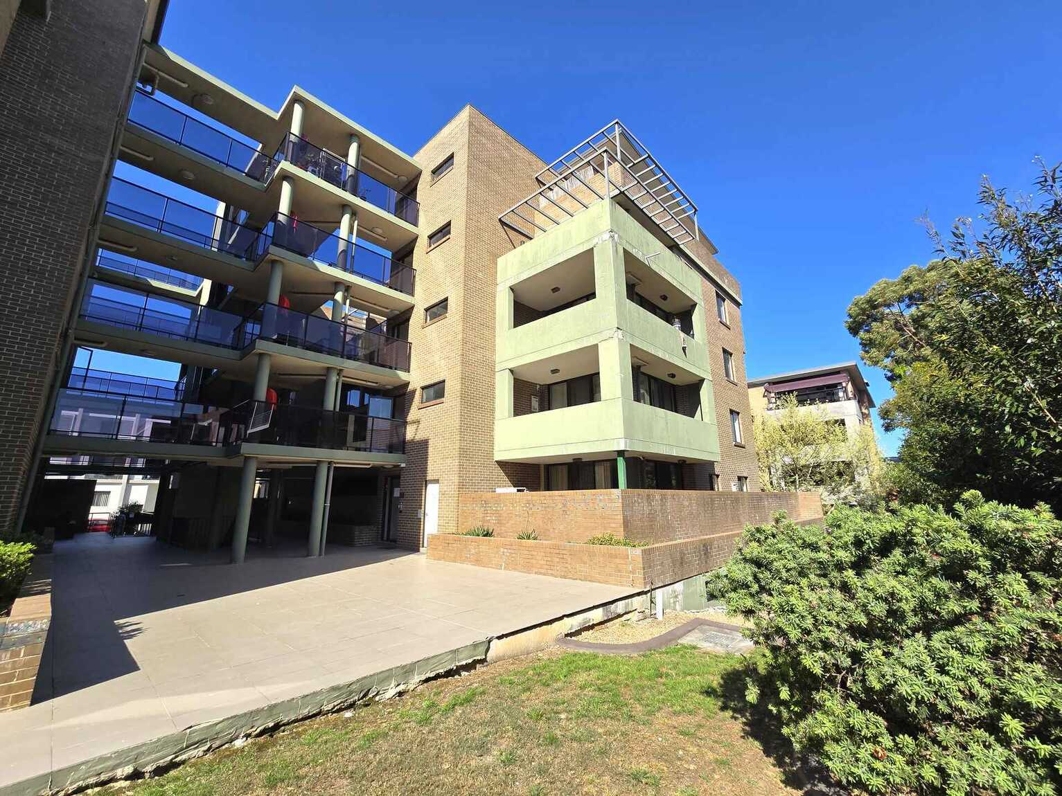 16/5-11 Howard Avenue Northmead