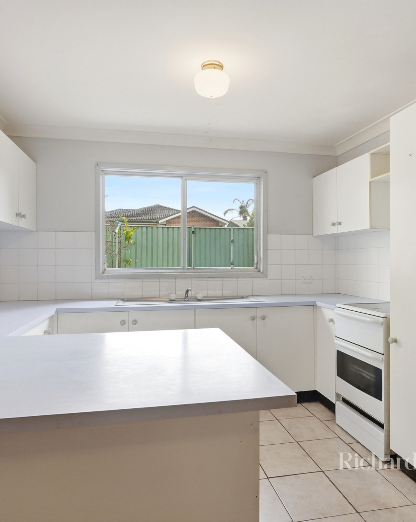 2/80 Uligandi Street Ettalong Beach, Beach - Thumbnail 4
