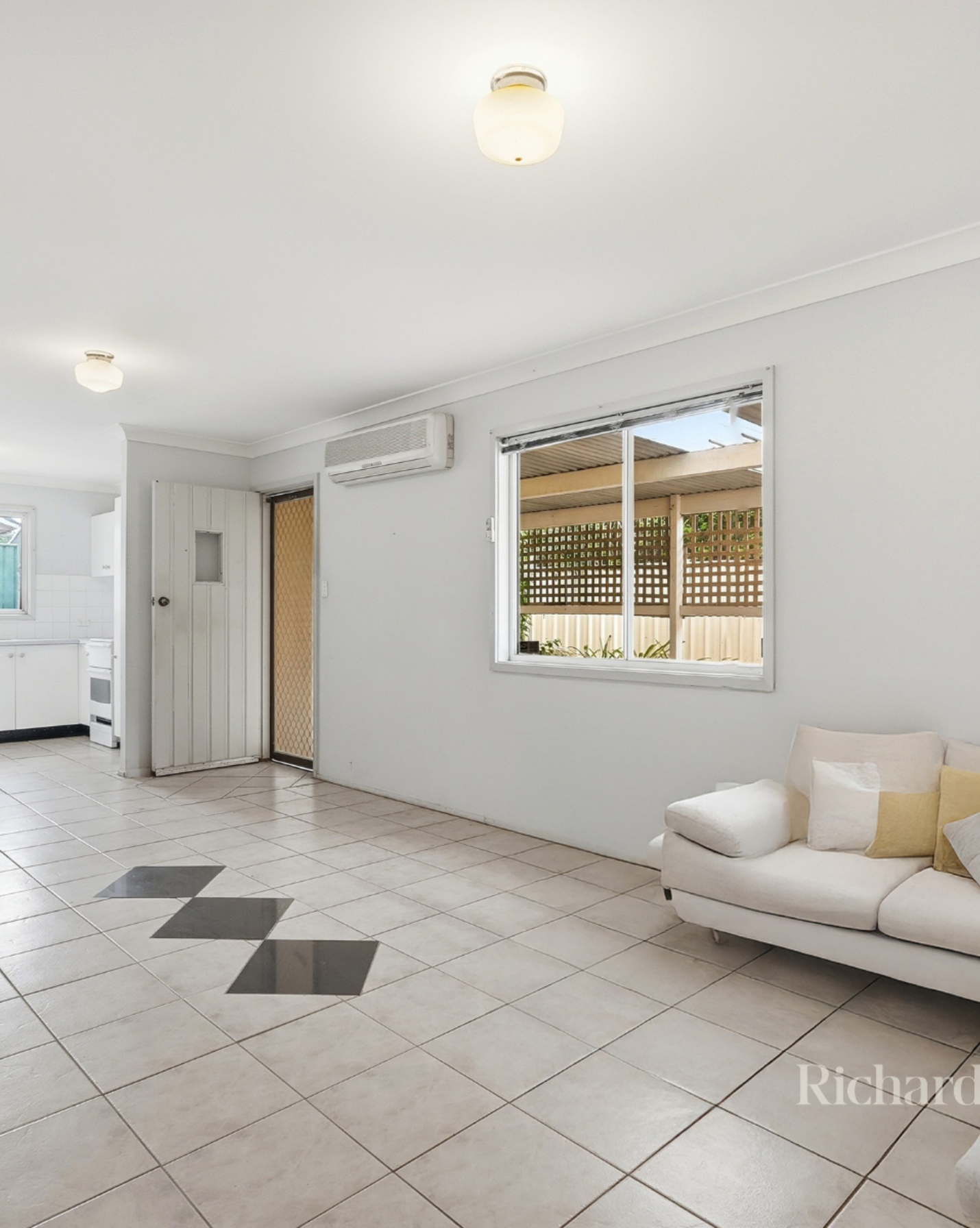 2/80 Uligandi Street Ettalong Beach, Beach - Thumbnail 3