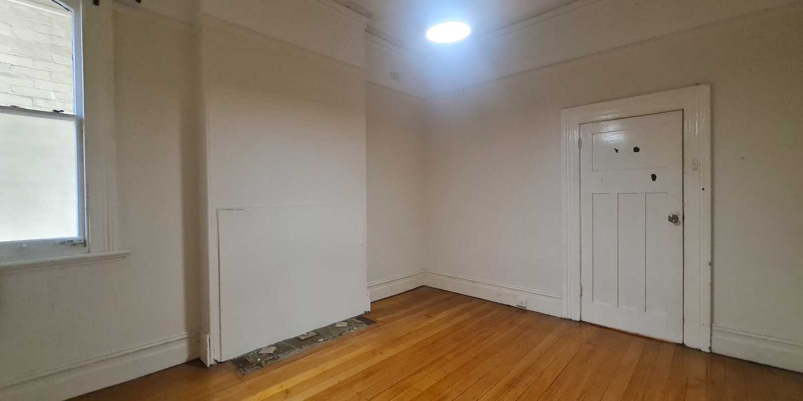 Room 6.04/278 Enmore Road Enmore