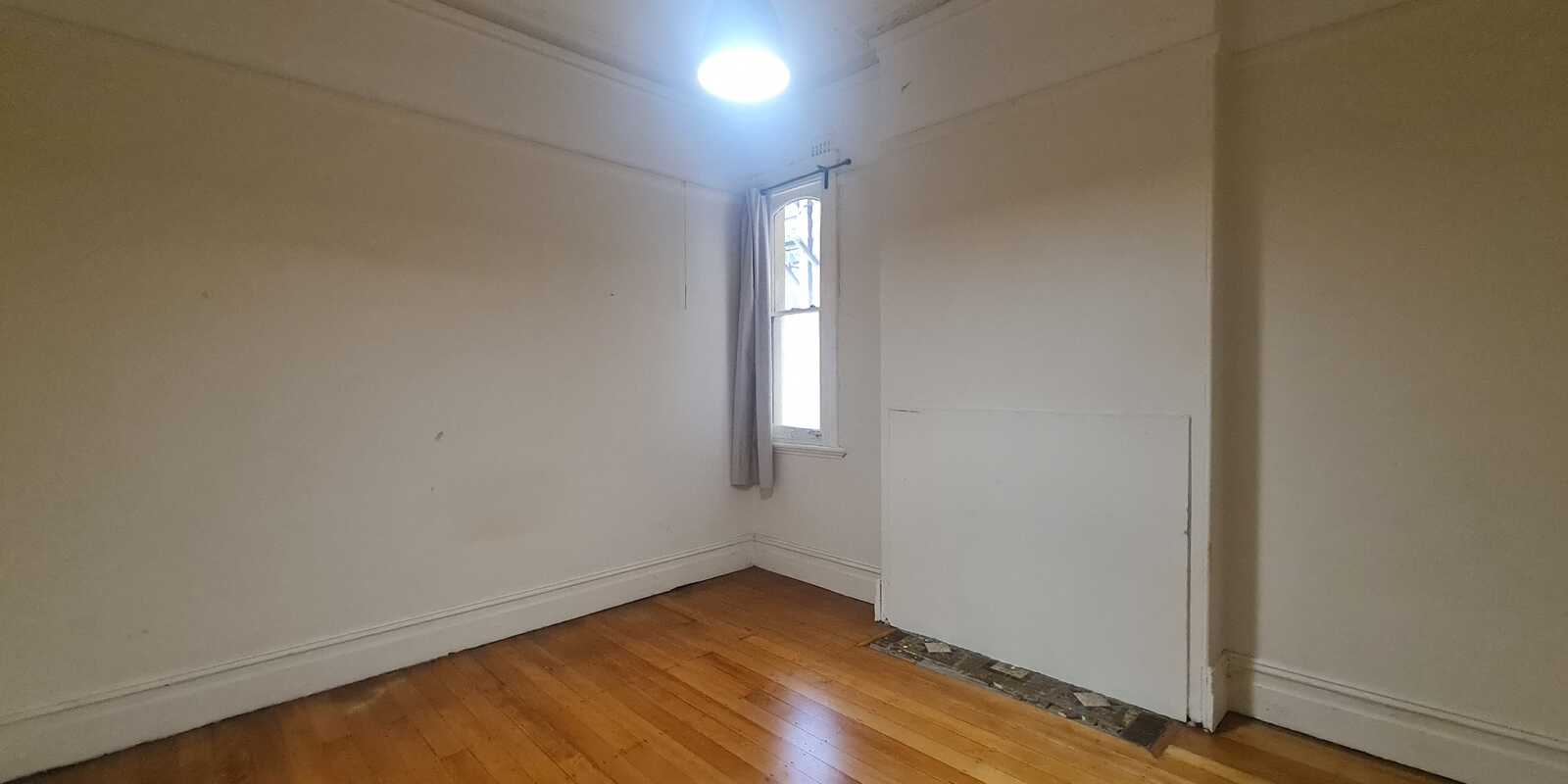 Room 6.04/278 Enmore Road Enmore