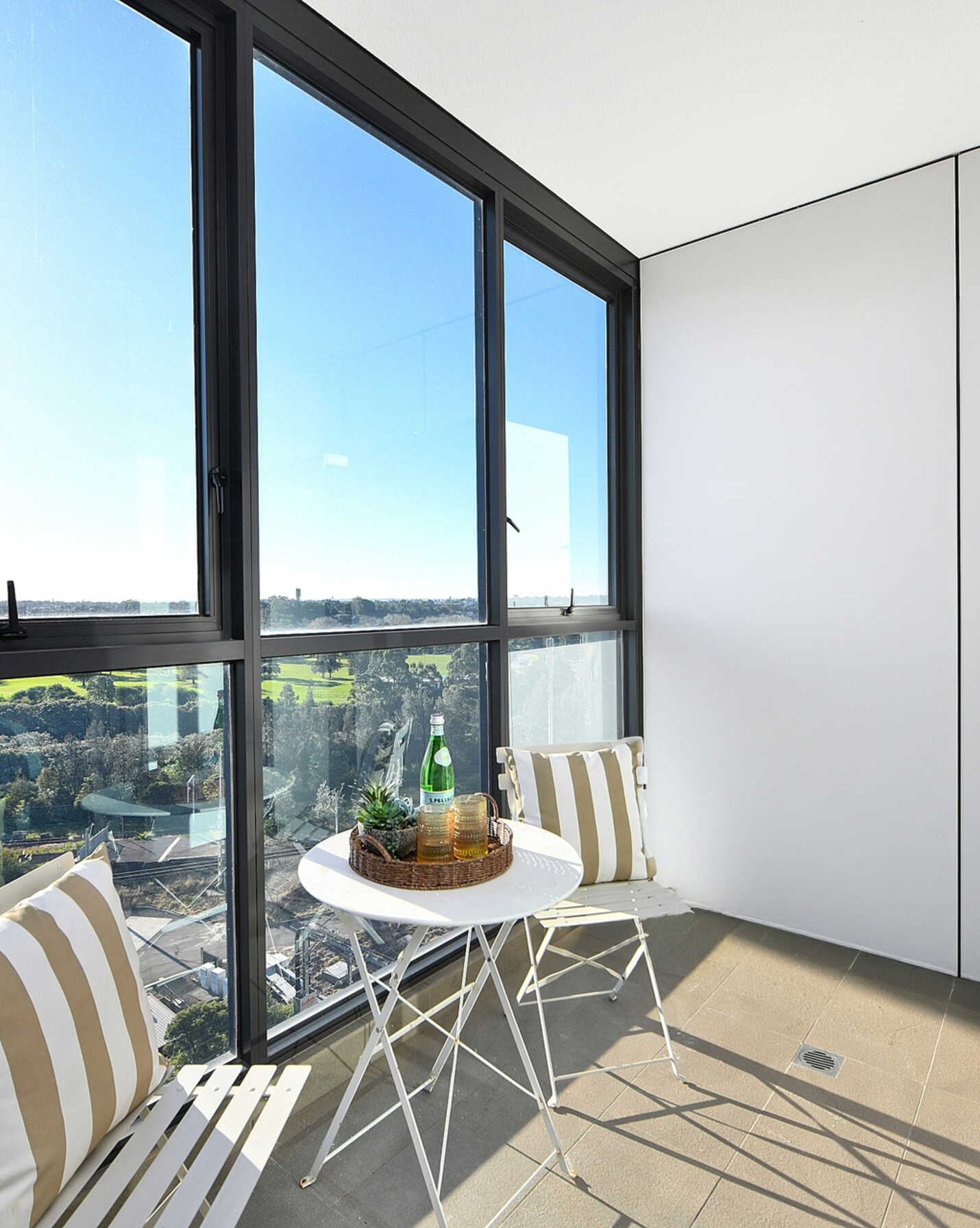 1010/7 Magdalene Terrace Wolli Creek, Creek - Thumbnail 4