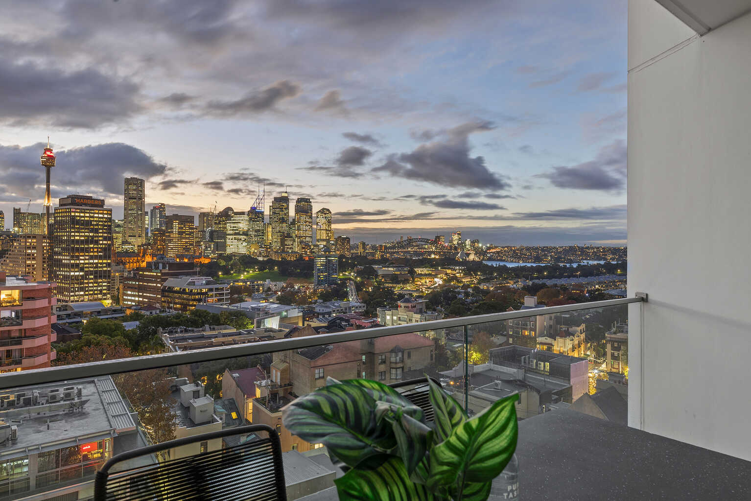 1110/227 Victoria Street Potts Point