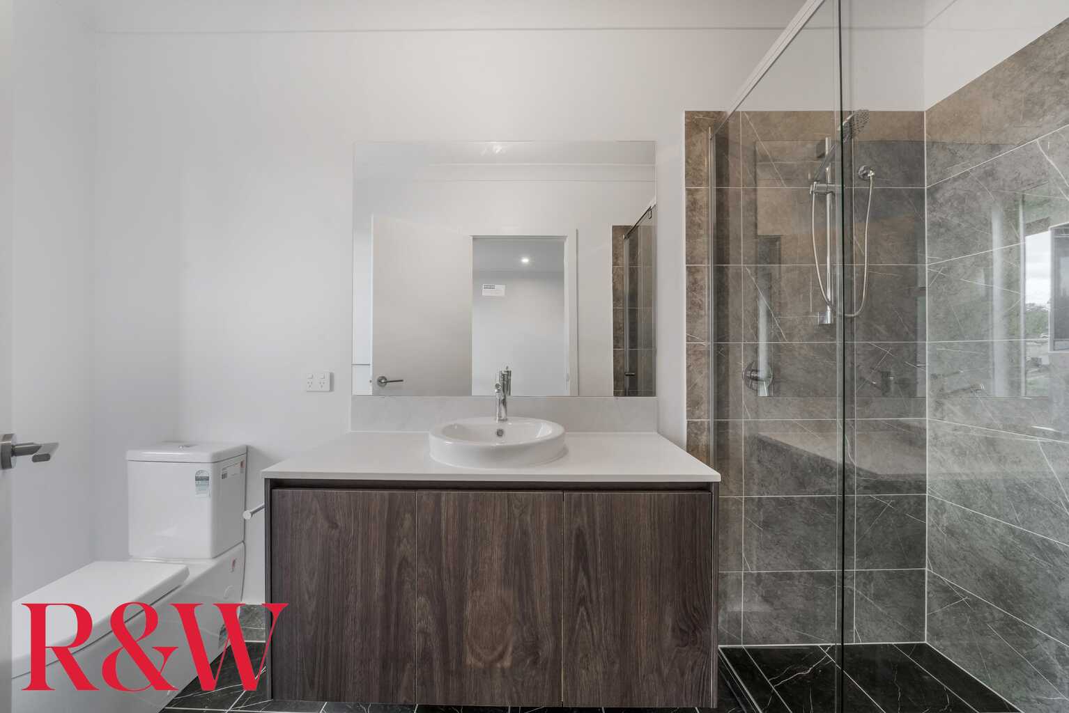 46 Bryant Avenue Claymore 46 Bryant Avenue Claymore