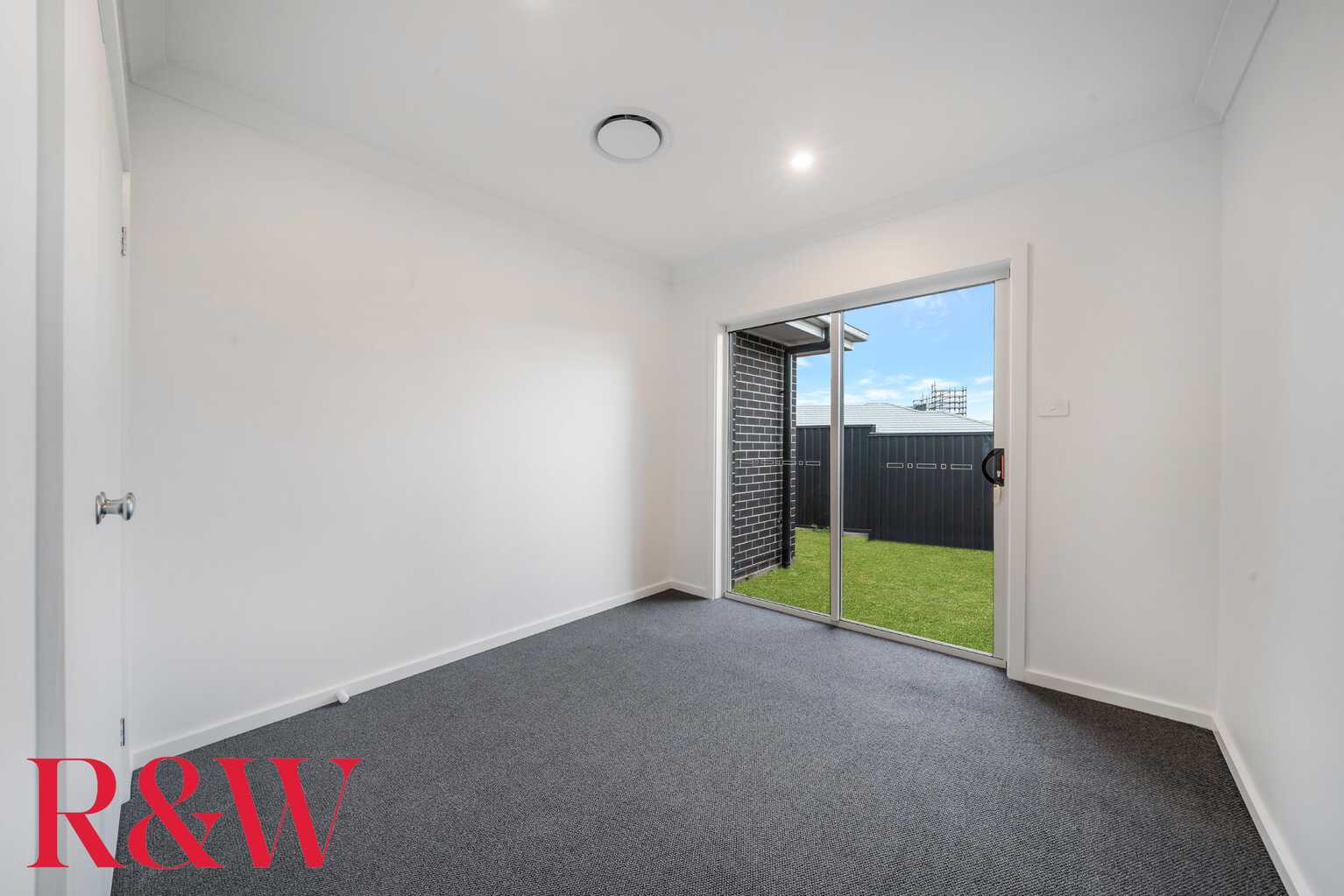 46 Bryant Avenue Claymore 46 Bryant Avenue Claymore