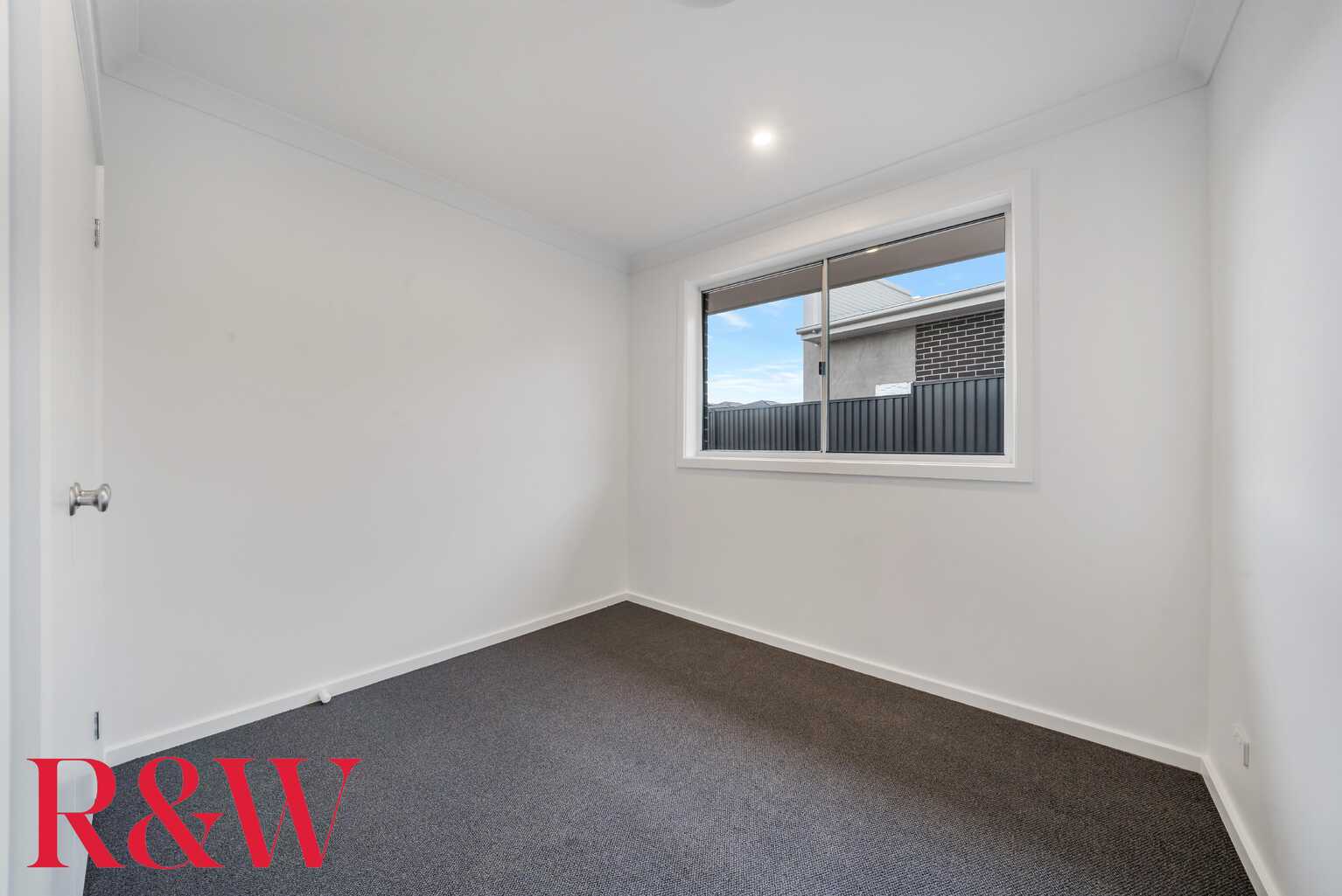 46 Bryant Avenue Claymore 46 Bryant Avenue Claymore