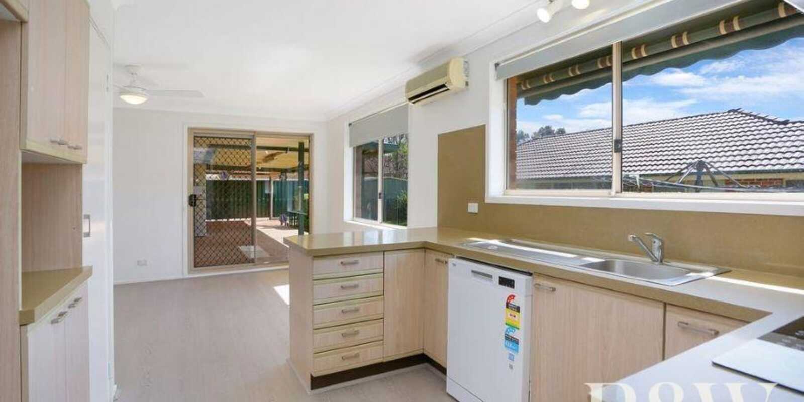 51 Womra Crescent Glenmore Park