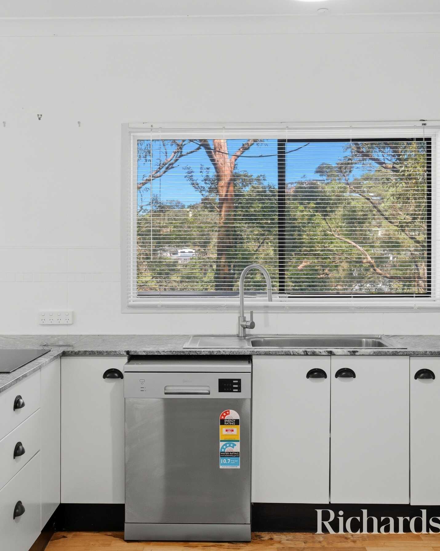 101 The Broadwaters Tascott, Tascott - Image 1