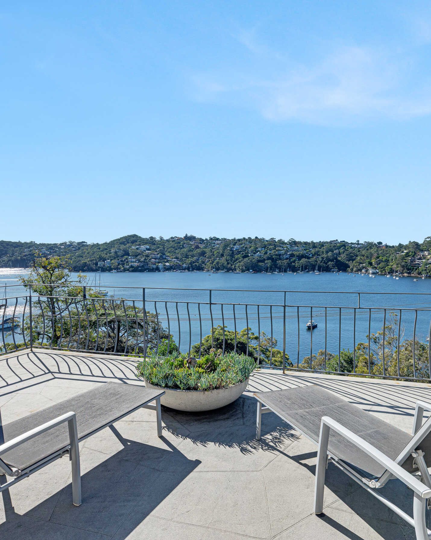 5 Cheyne Walk Castlecrag, Castlecrag - Image 1