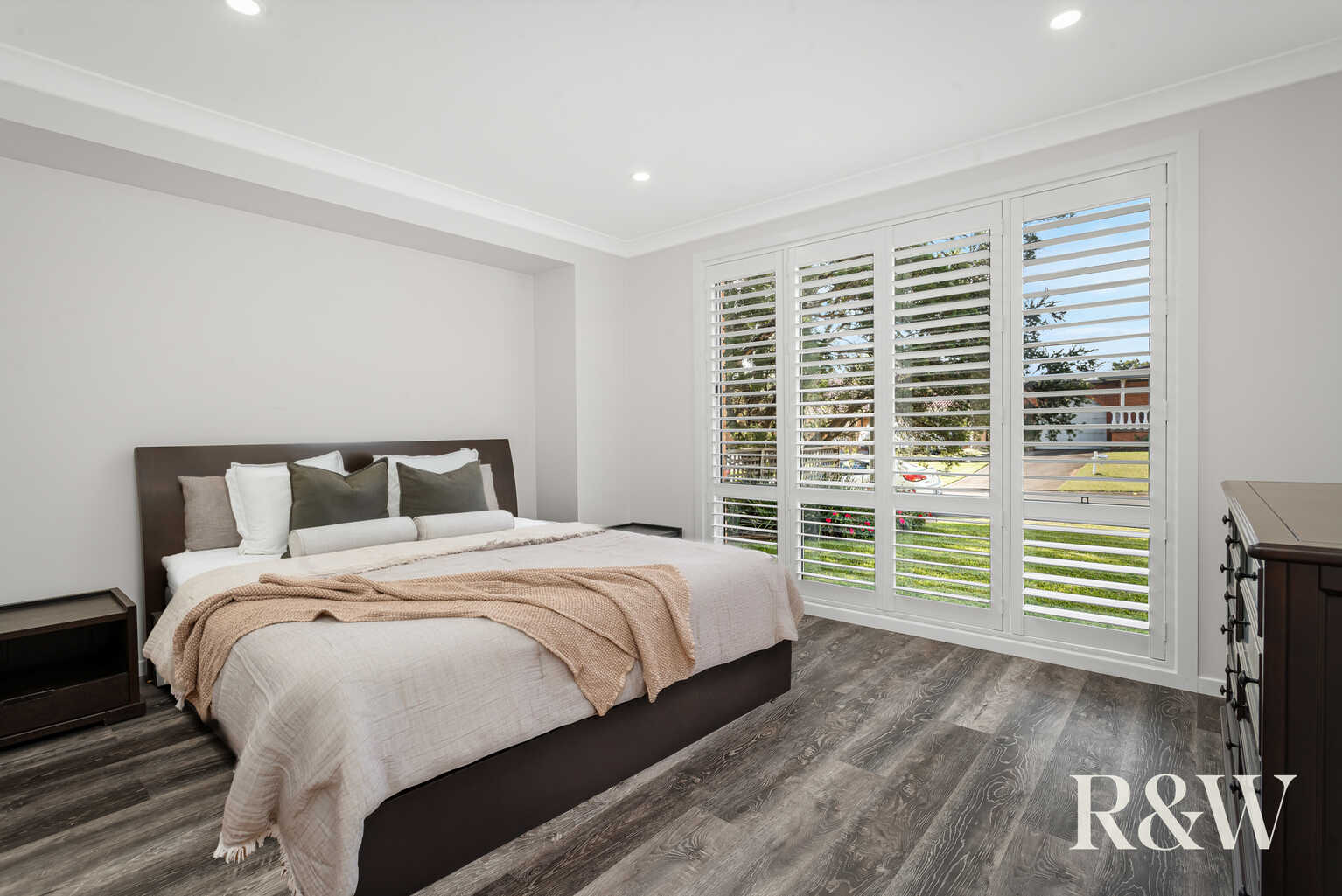 57 Kunipipi Street St Clair