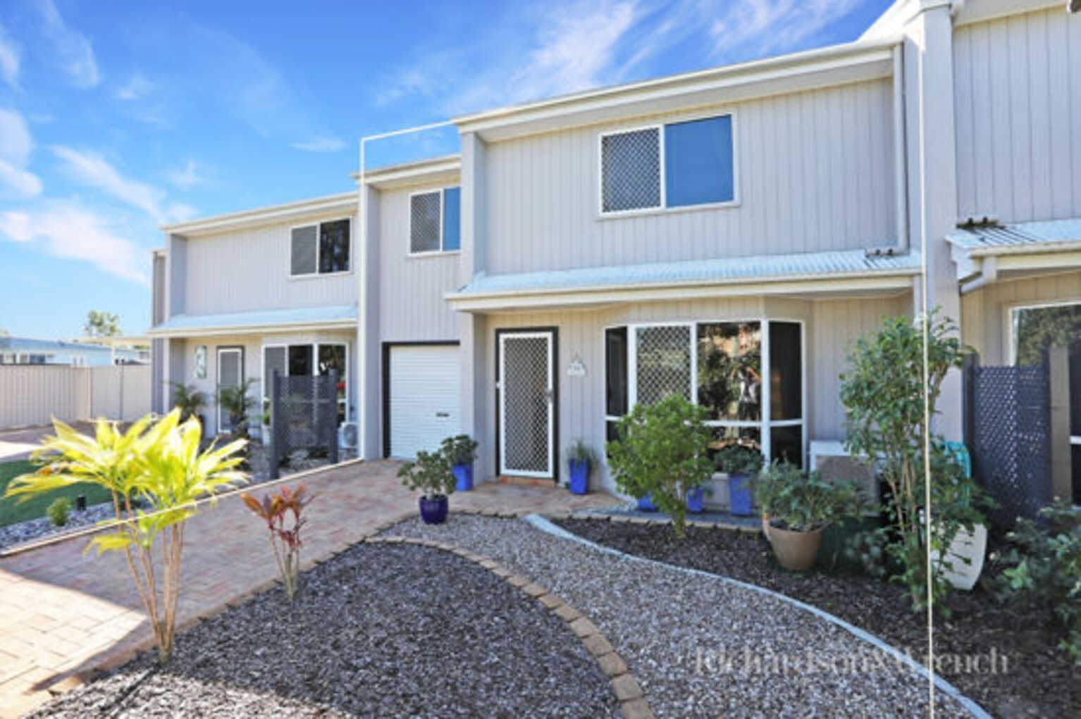 2/5 Winston Drive Bongaree 2/5 Winston Drive Bongaree
