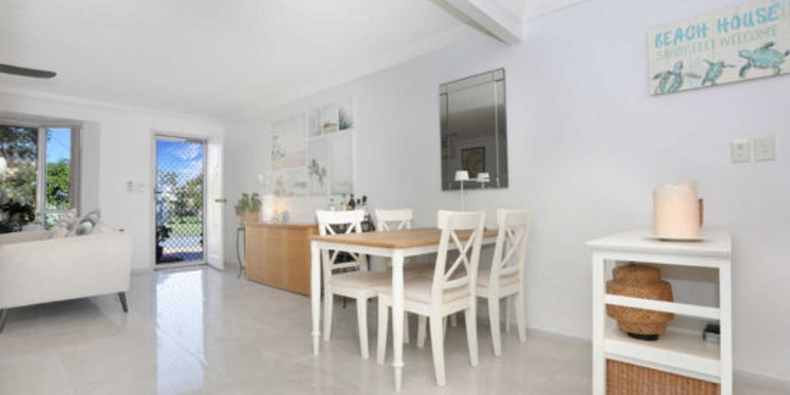 2/5 Winston Drive Bongaree 2/5 Winston Drive Bongaree
