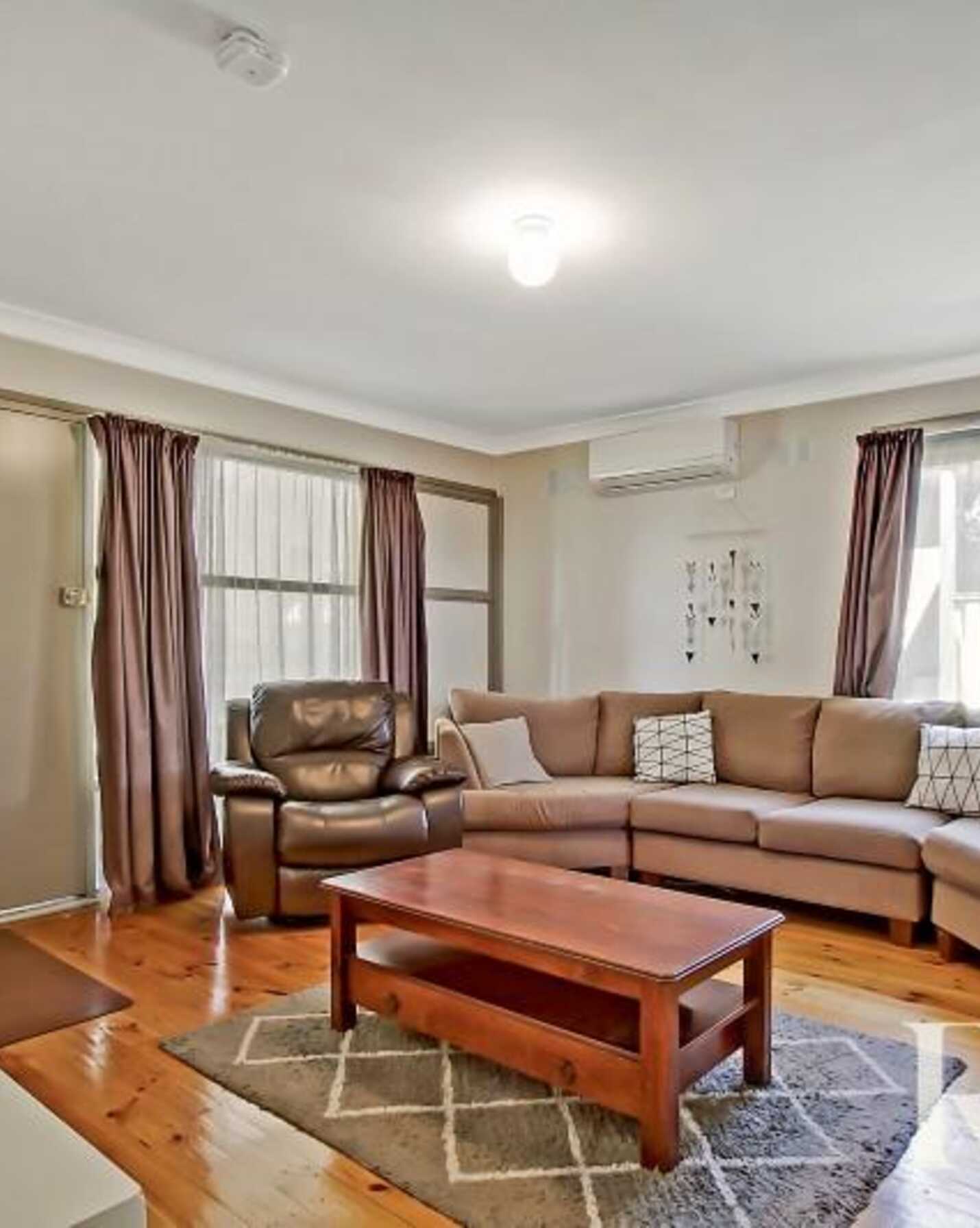 60 Macartney Crescent Hebersham, Hebersham - Thumbnail 2