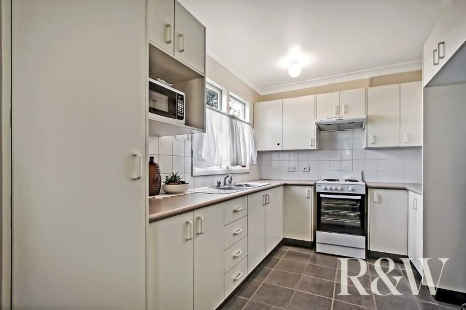 60 Macartney Crescent Hebersham