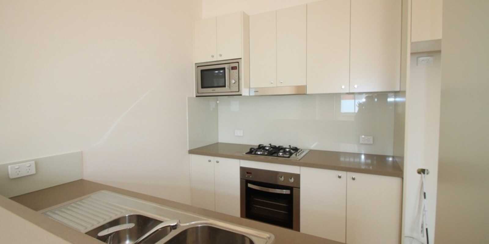 10/2 Metropolitan Road Enmore