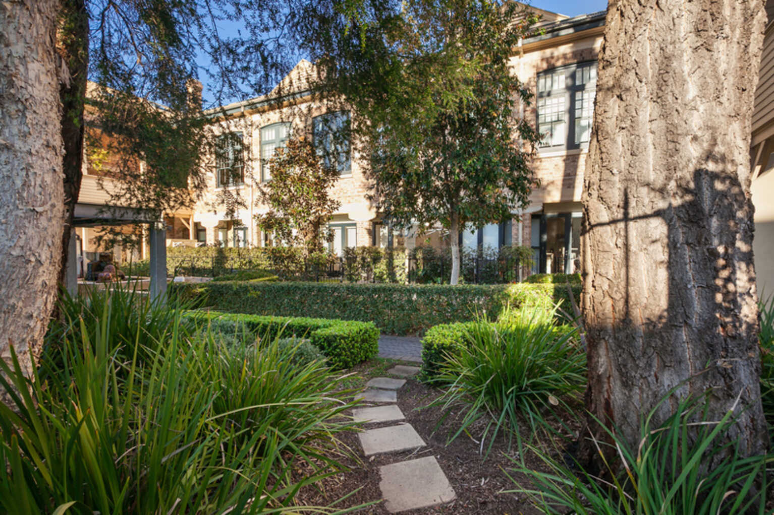 10/2 Metropolitan Road Enmore
