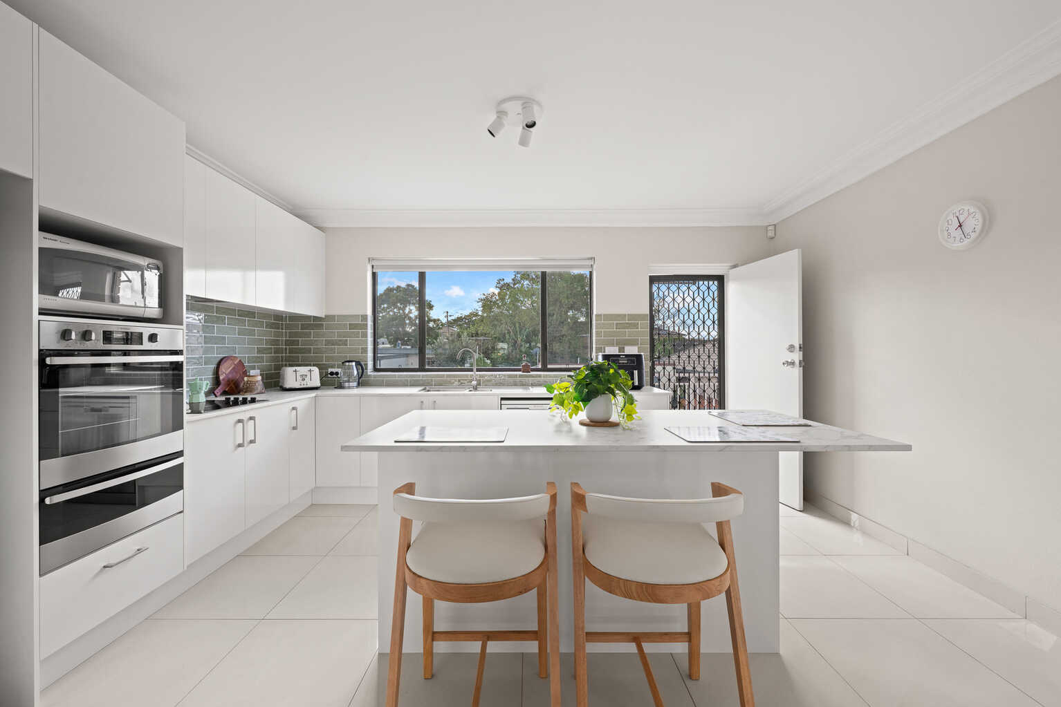 16 Plant Street Carlton