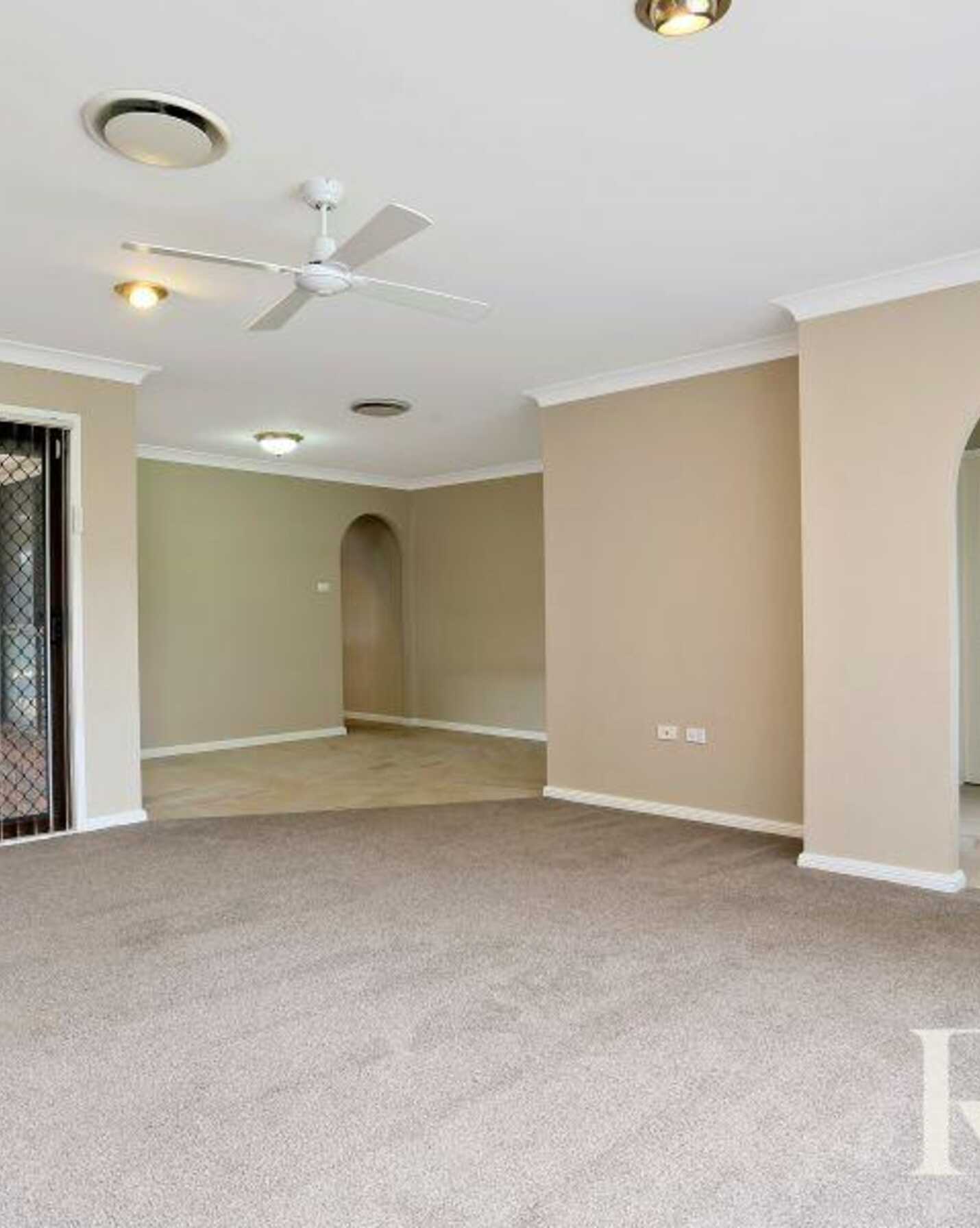 43 Timesweep Drive St Clair, Clair - Thumbnail 2
