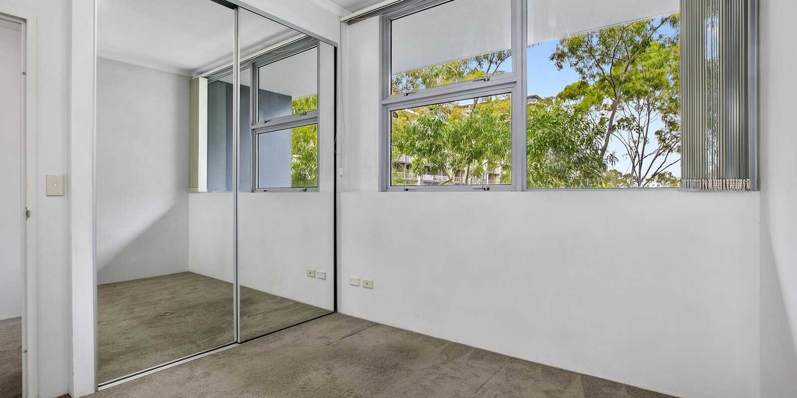 3/4 Hutchinson Walk Zetland