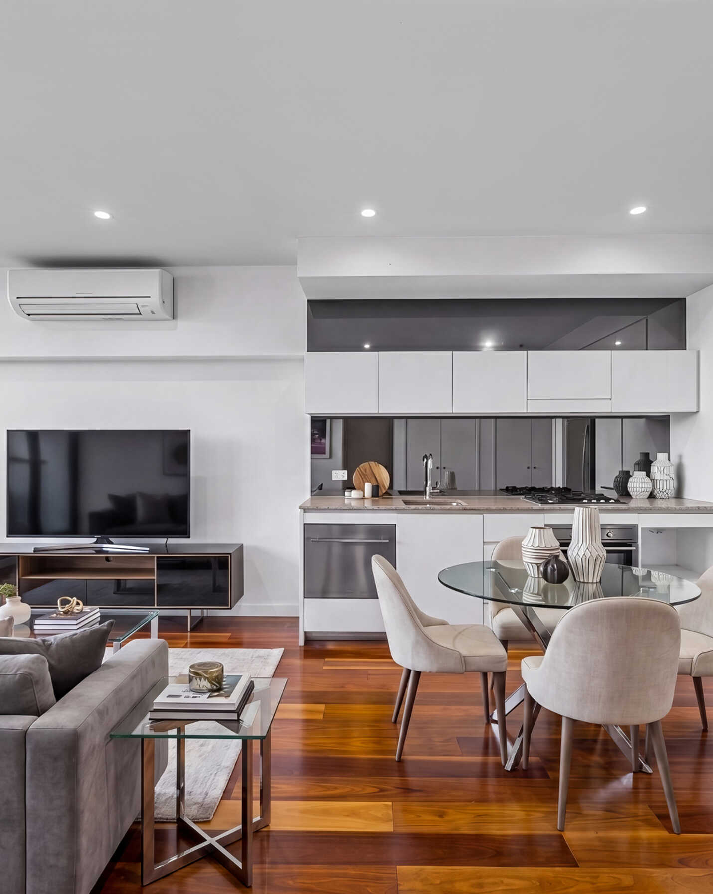 406/850 Bourke Street, Waterloo - Thumbnail 3