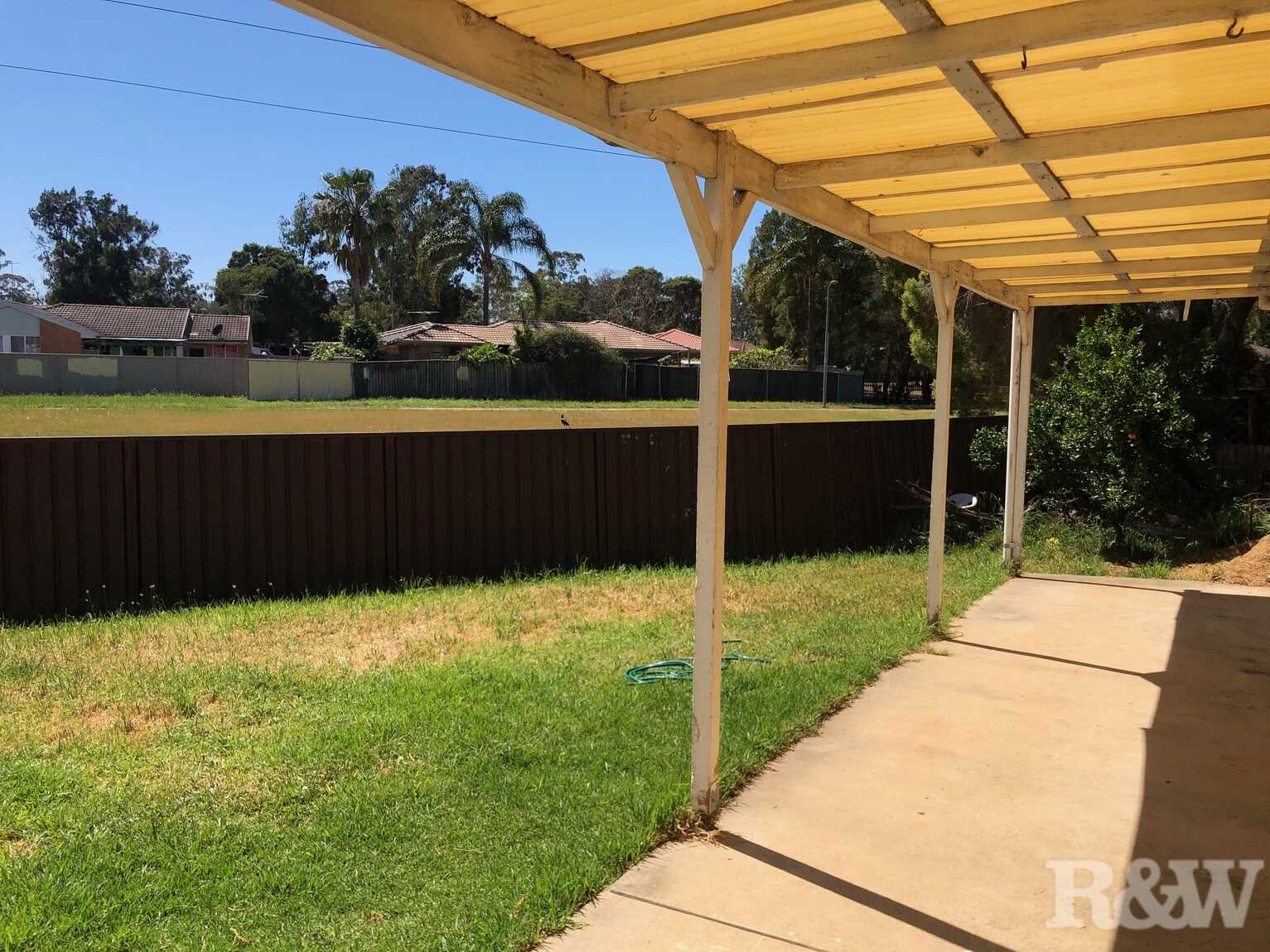 12 Camphorlaurel Court Doonside