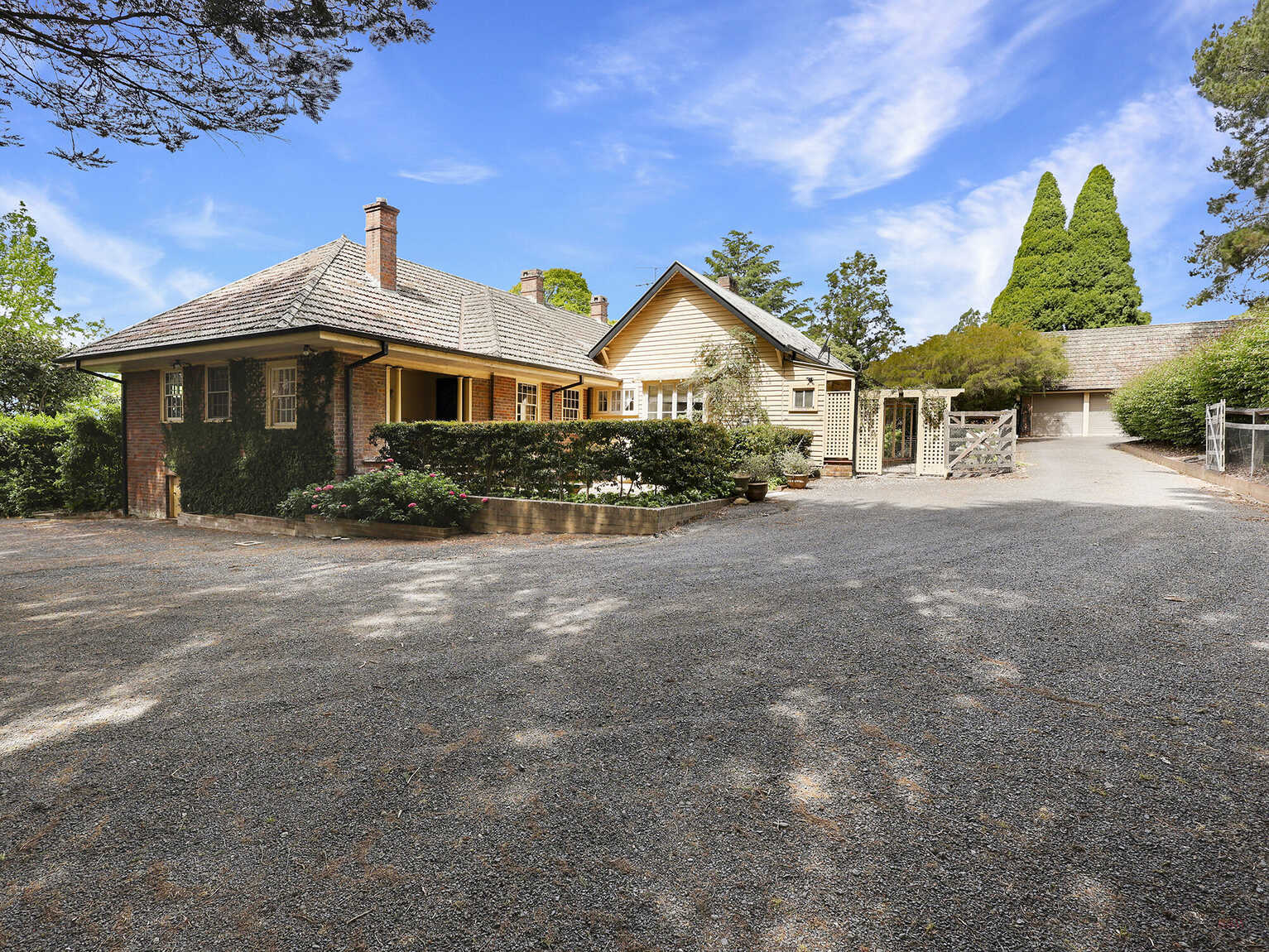 31-33 Robertson Road Moss Vale 31-33 Robertson Road Moss Vale
