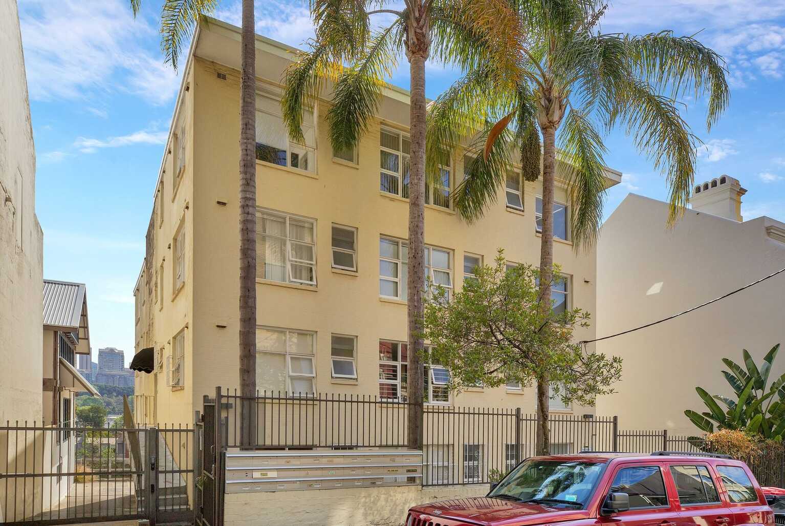 13/147 Brougham Street Woolloomooloo 13/147 Brougham Street Woolloomooloo