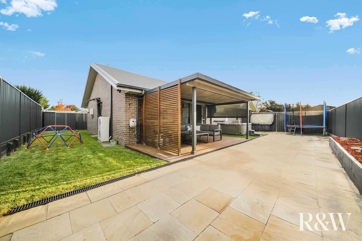 83 HERITAGE DRIVE Appin 83 HERITAGE DRIVE Appin