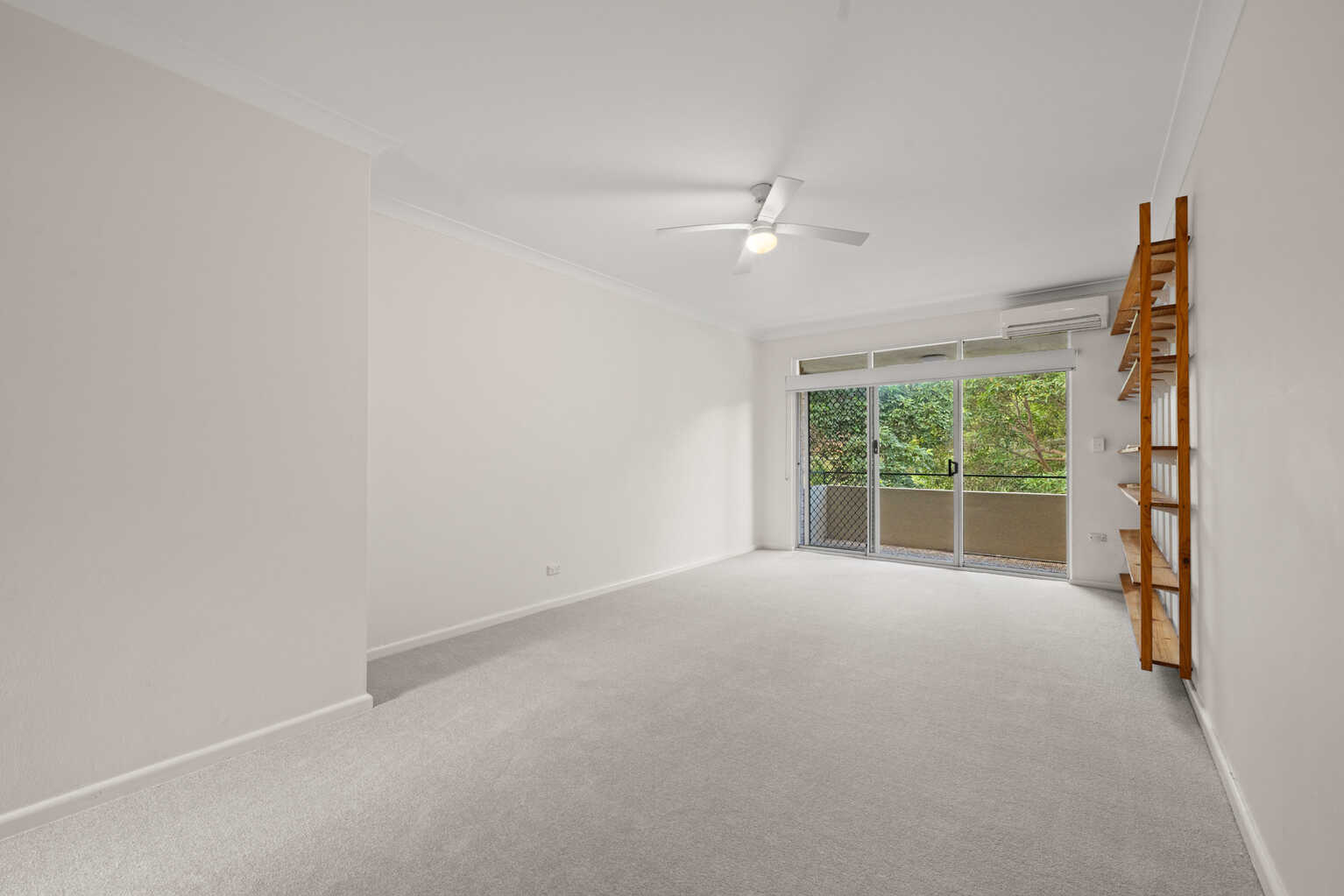 13/8 Minter Street Canterbury