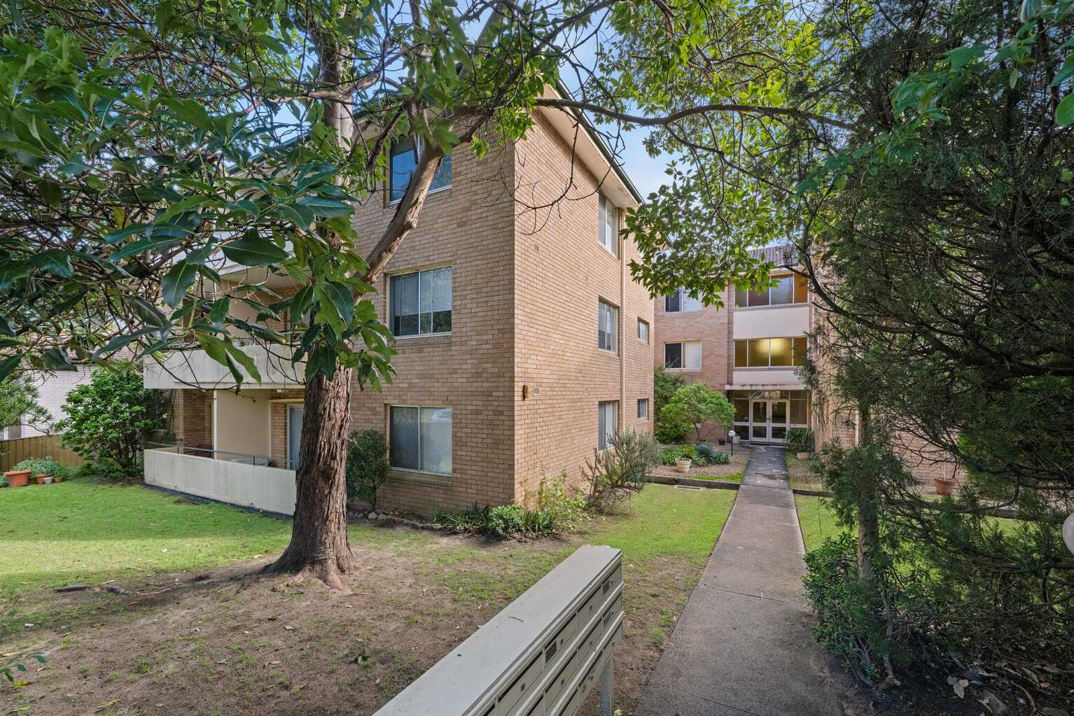 13/8 Minter Street Canterbury