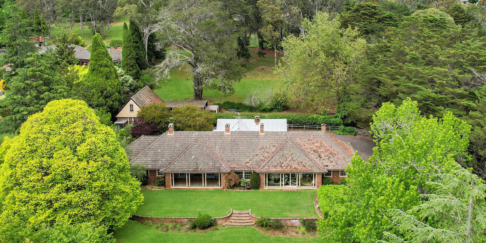 31-33 Robertson Road Moss Vale 31-33 Robertson Road Moss Vale