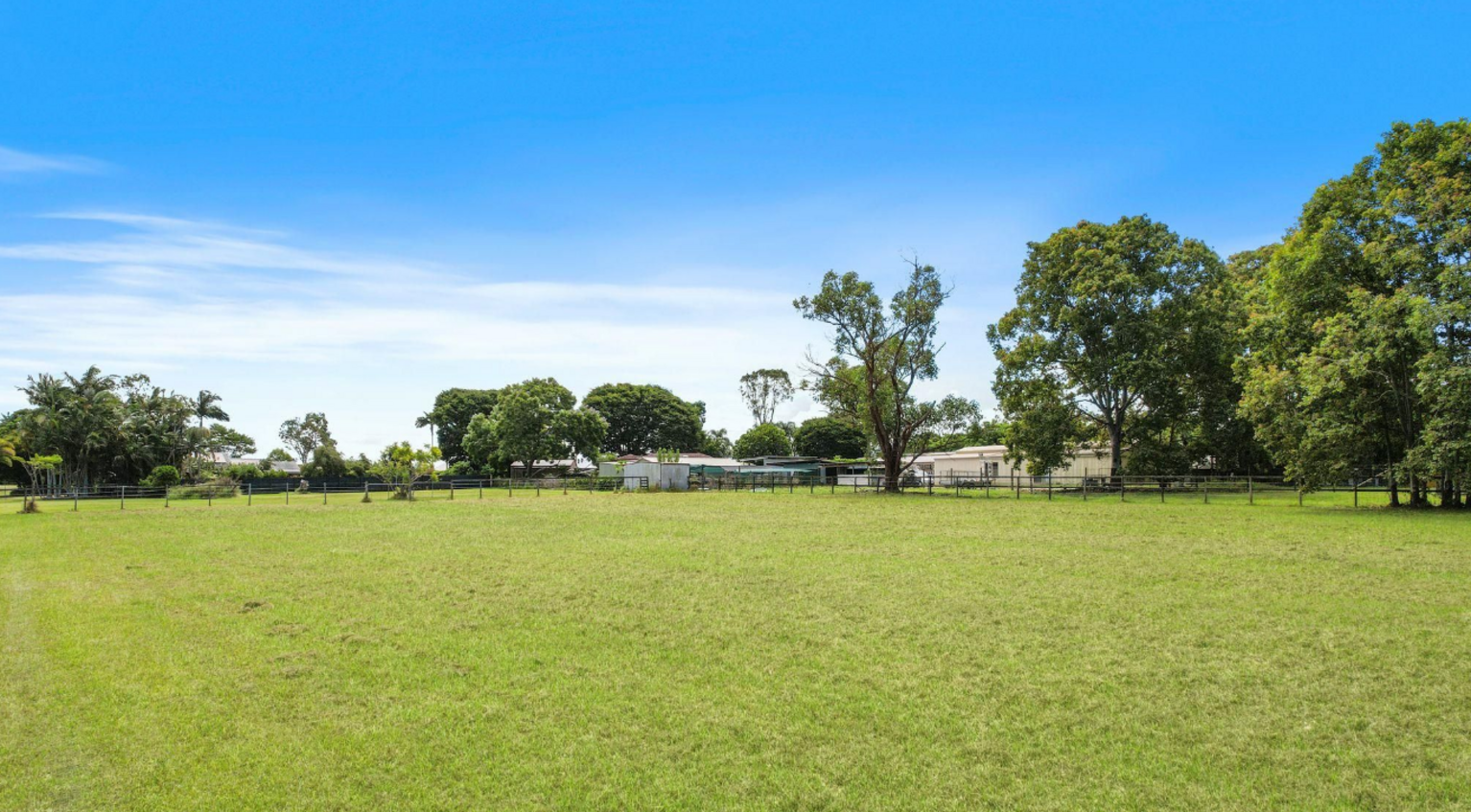 135 - 137 Smiths Road Caboolture 135 - 137 Smiths Road Caboolture