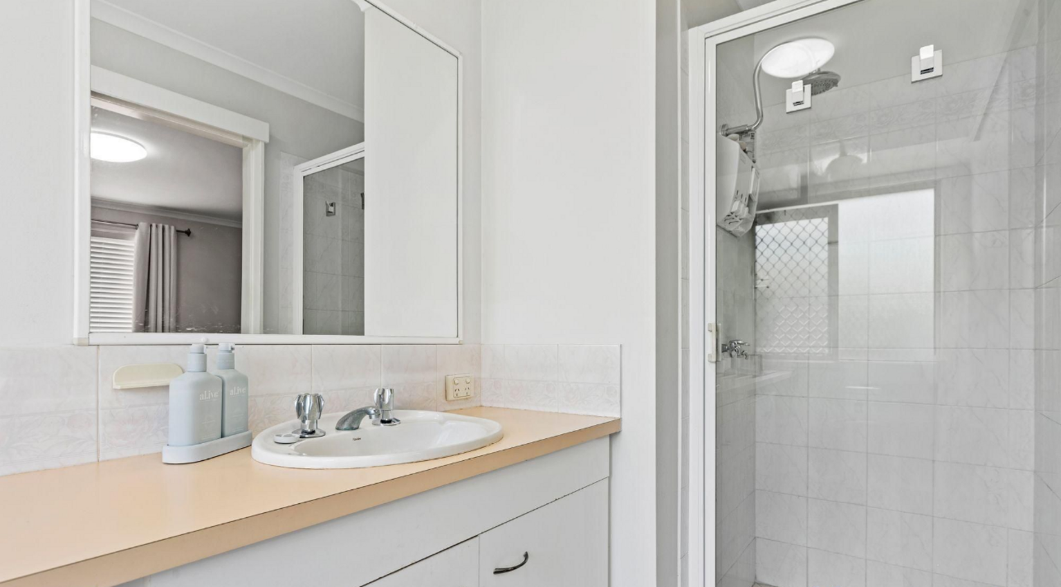 135 - 137 Smiths Road Caboolture 135 - 137 Smiths Road Caboolture