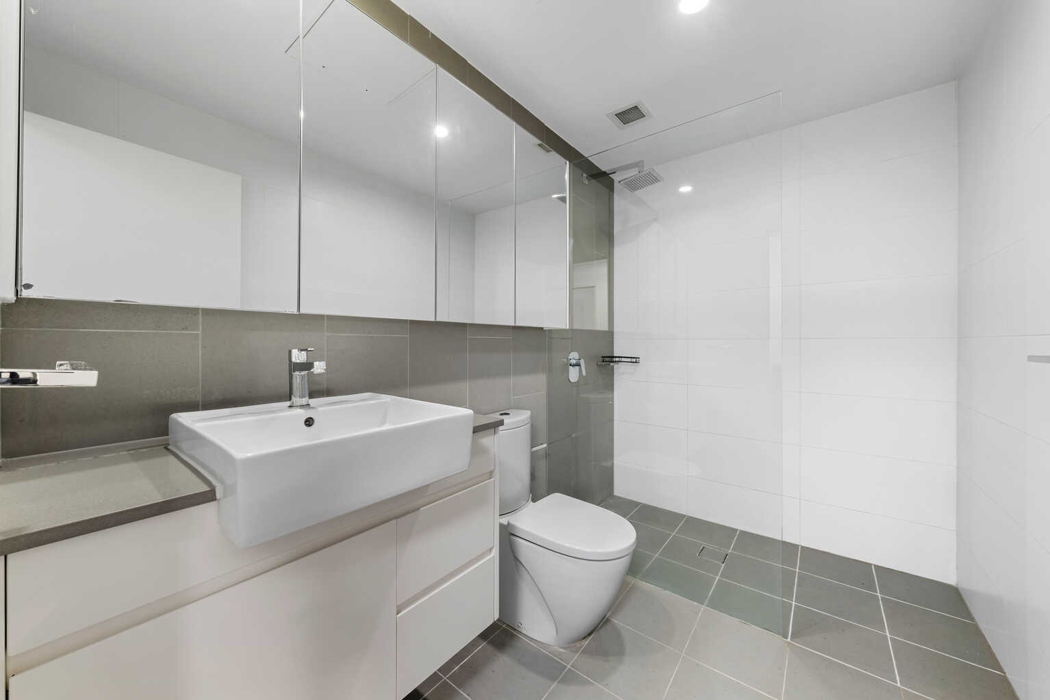 G02/828 Elizabeth Street Waterloo