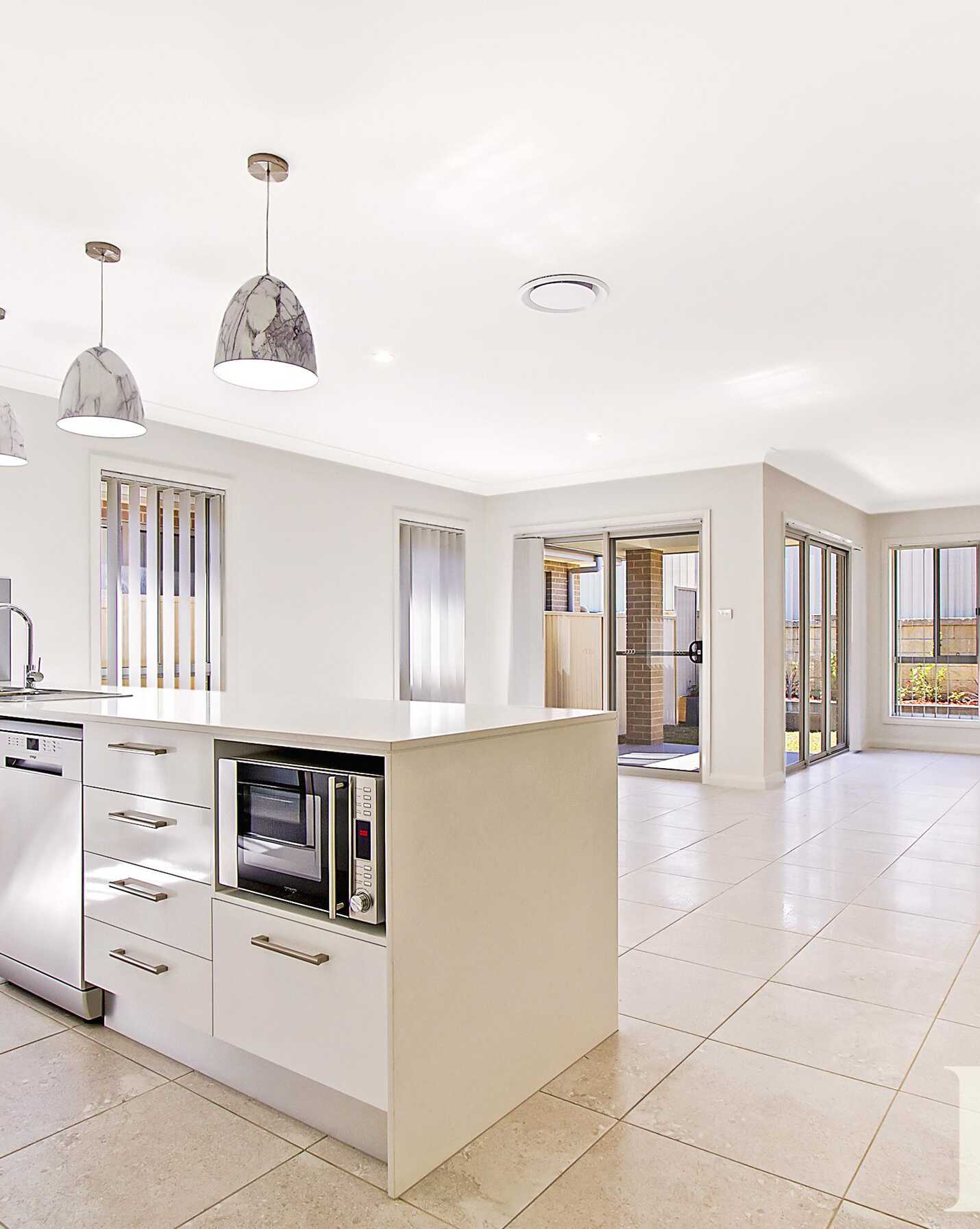 71 Richards Loop Oran Park, Park - Thumbnail 4