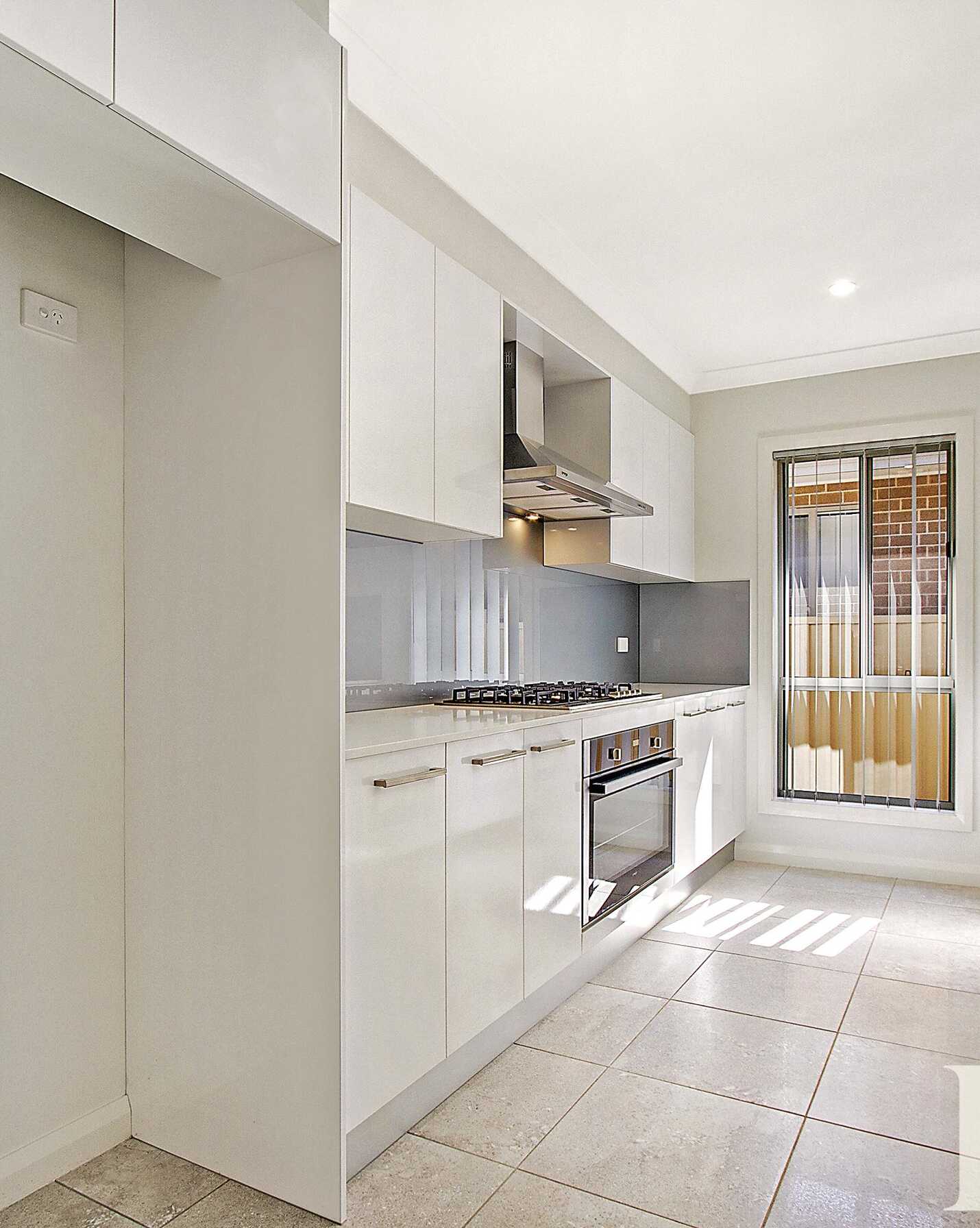 71 Richards Loop Oran Park, Park - Thumbnail 5