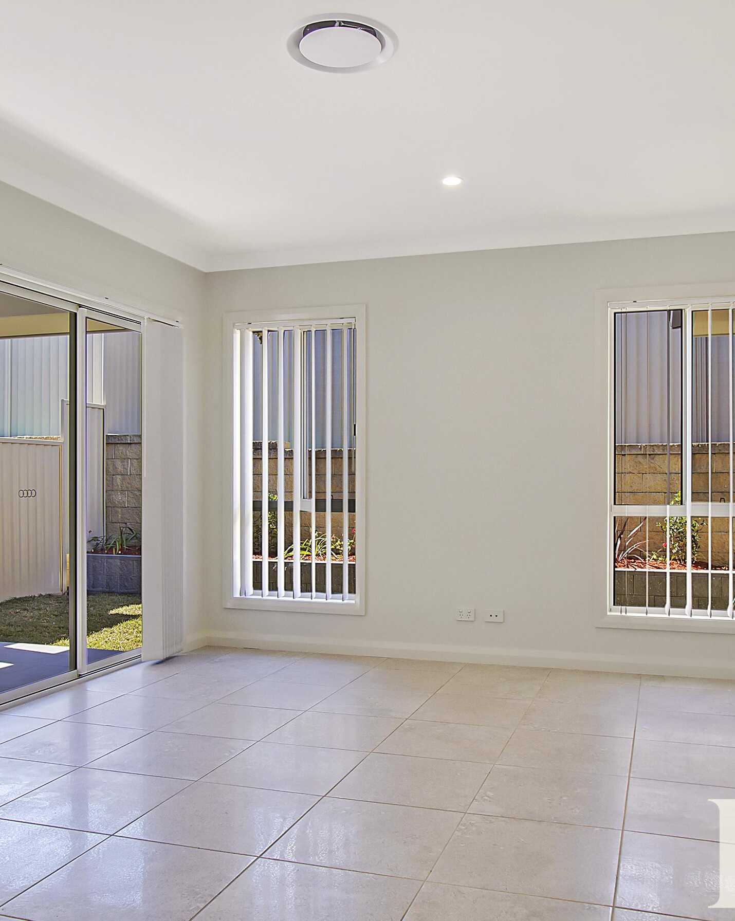 71 Richards Loop Oran Park, Park - Thumbnail 8